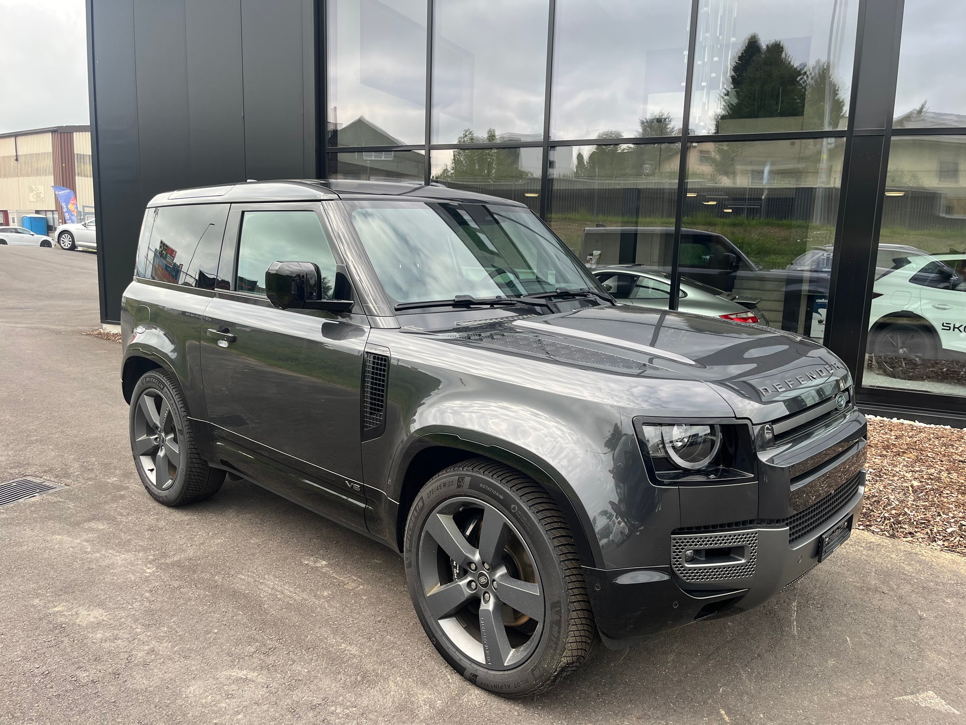 LAND ROVER Defender 90 525 V8 5.0 Carpathian Edition AT8
