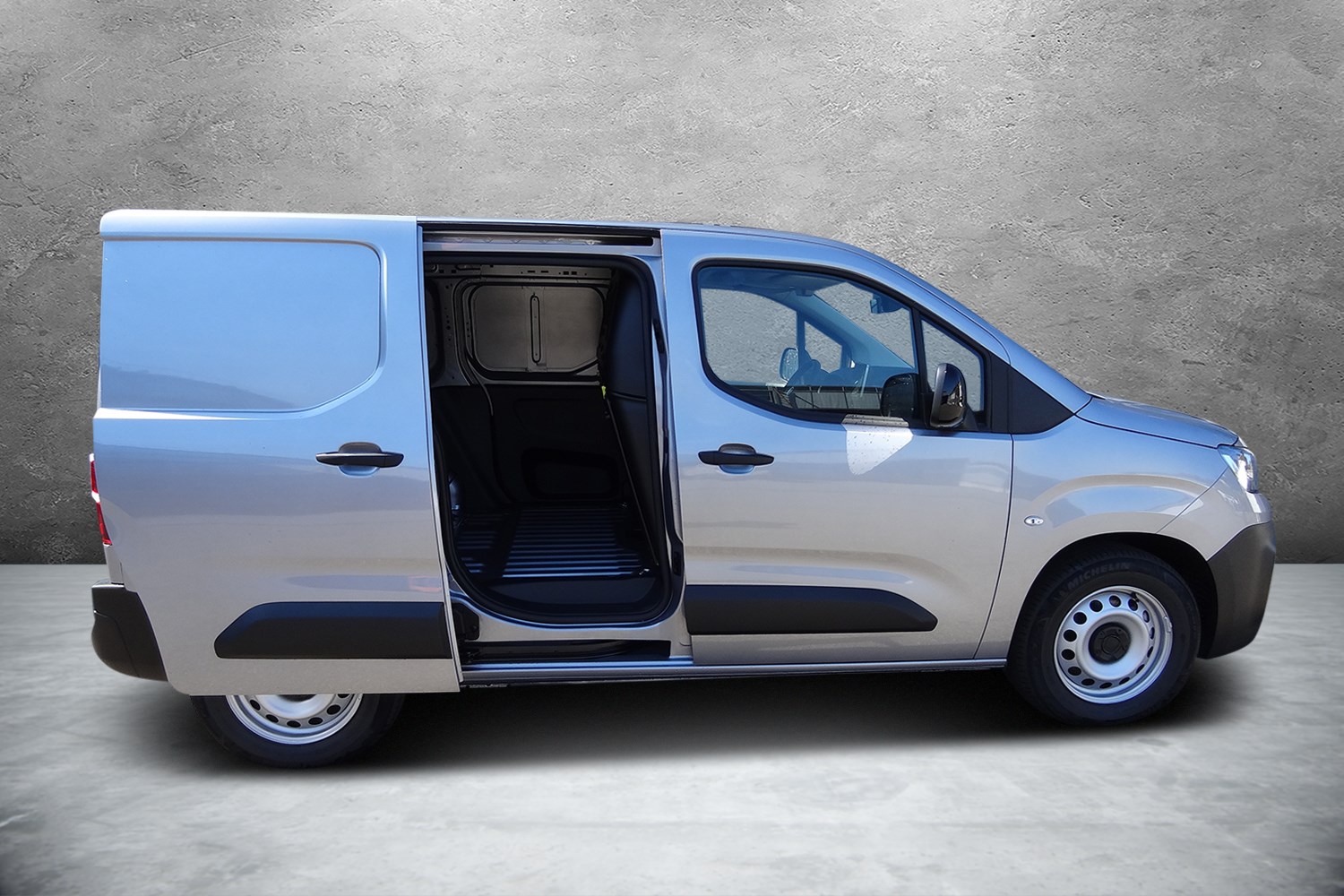 FIAT E-Doblo L1 50kWh 800kg Pro-image-2