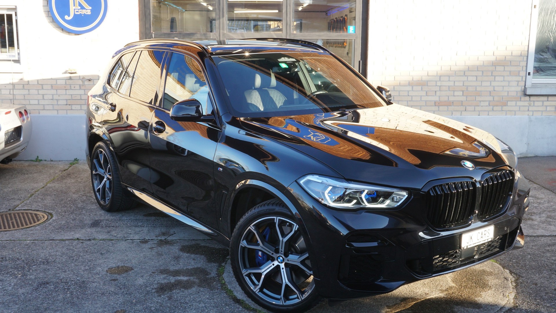 BMW X5 xDrive 48V 40d M Sport Steptronic-image-2