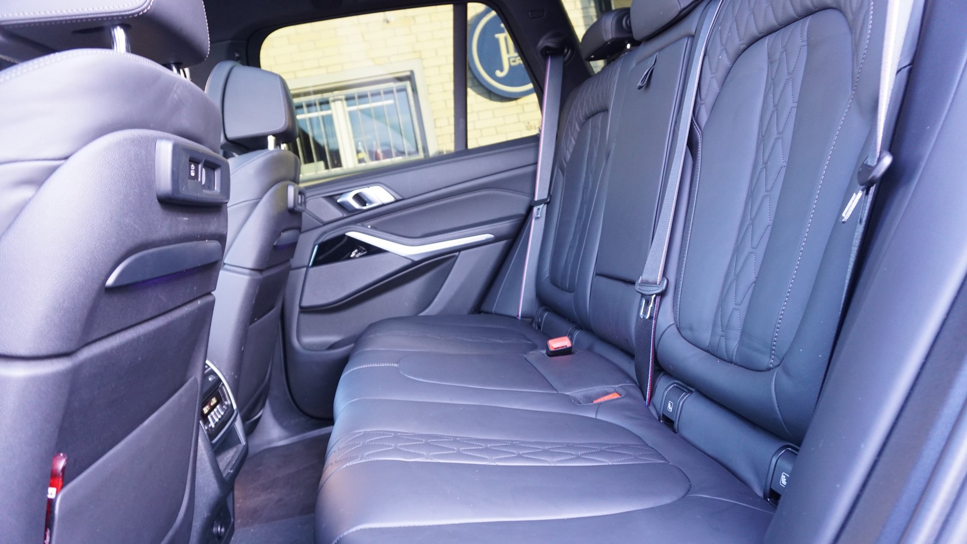 BMW X5 xDrive 48V 40d M Sport Steptronic-image-15