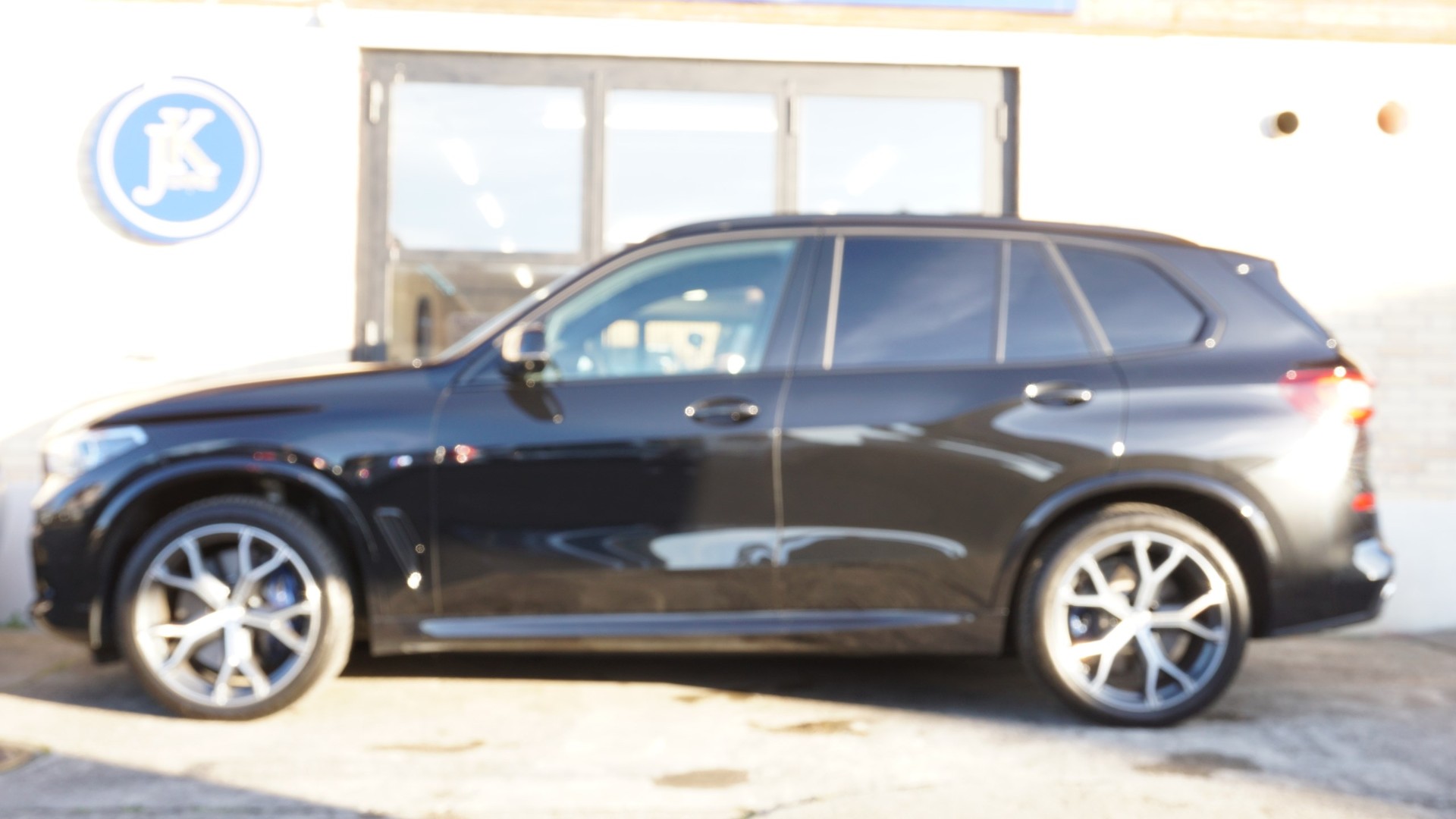BMW X5 xDrive 48V 40d M Sport Steptronic-image-4
