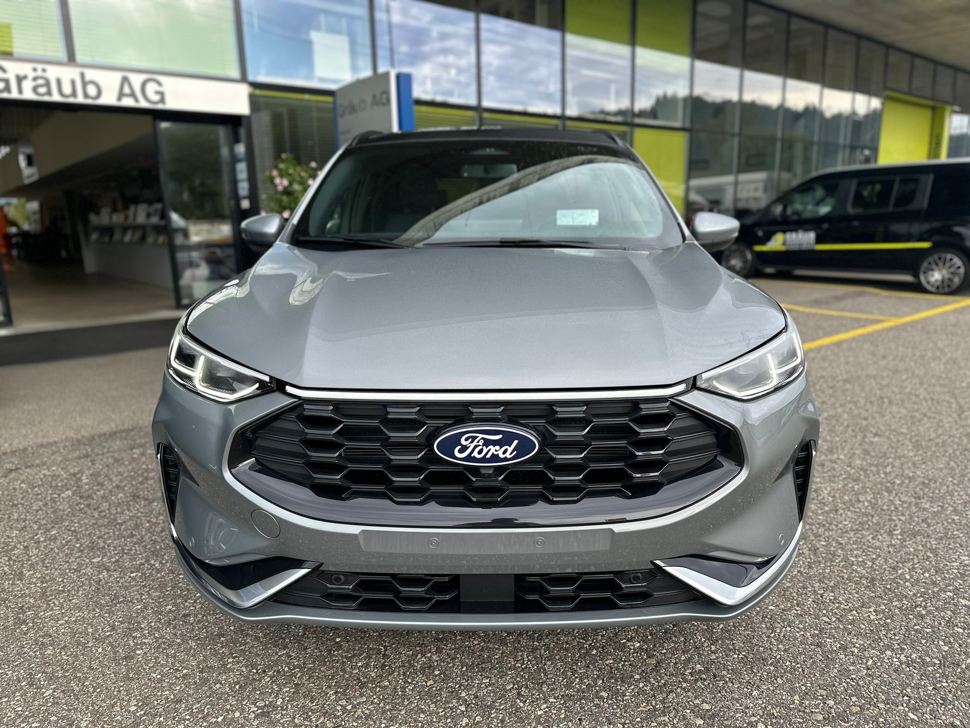FORD Kuga 2.5 PHEV ST-Line X FWD-image-2