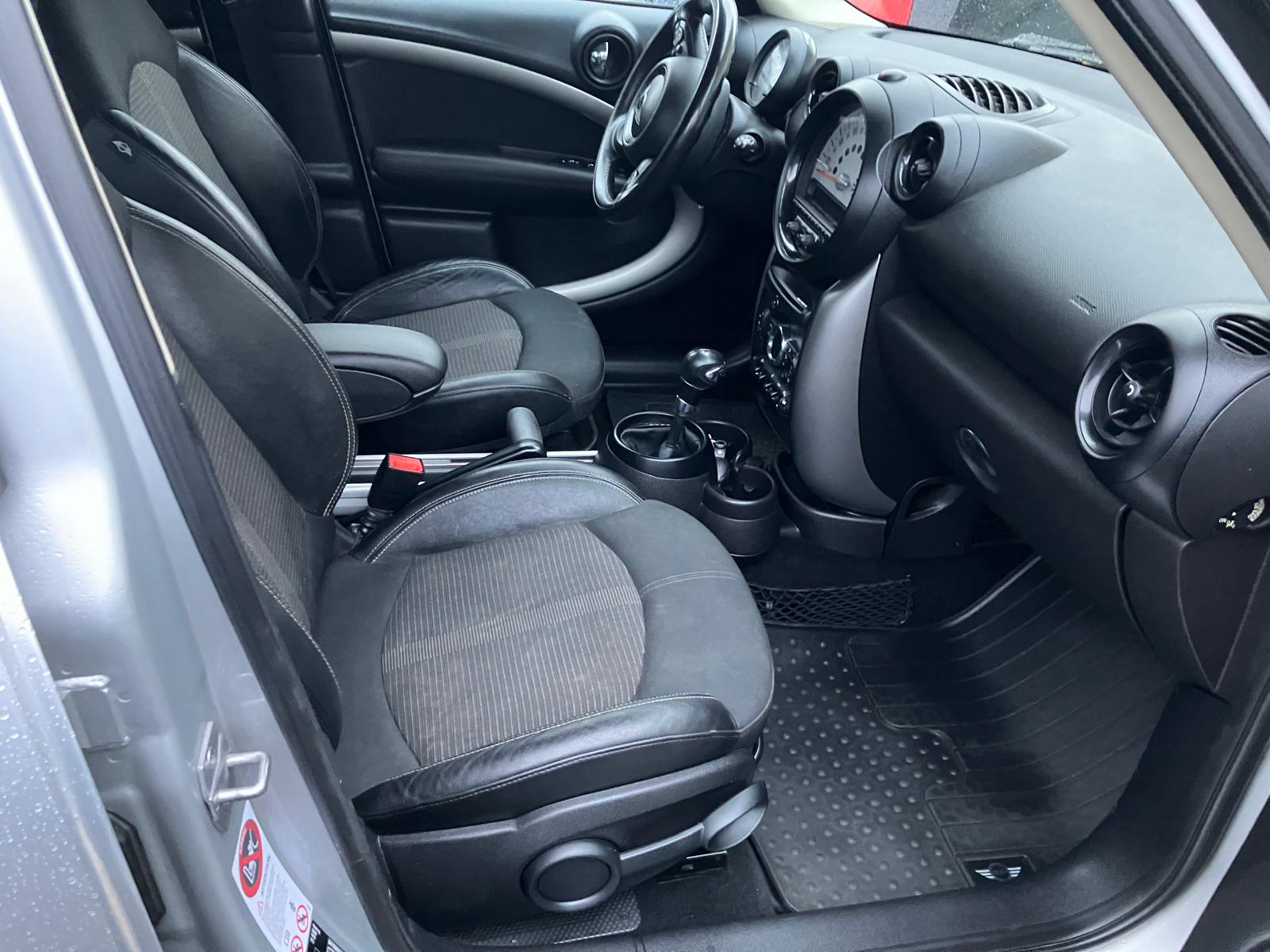 MINI Mini Countryman Cooper ALL4 Steptronic-image-5