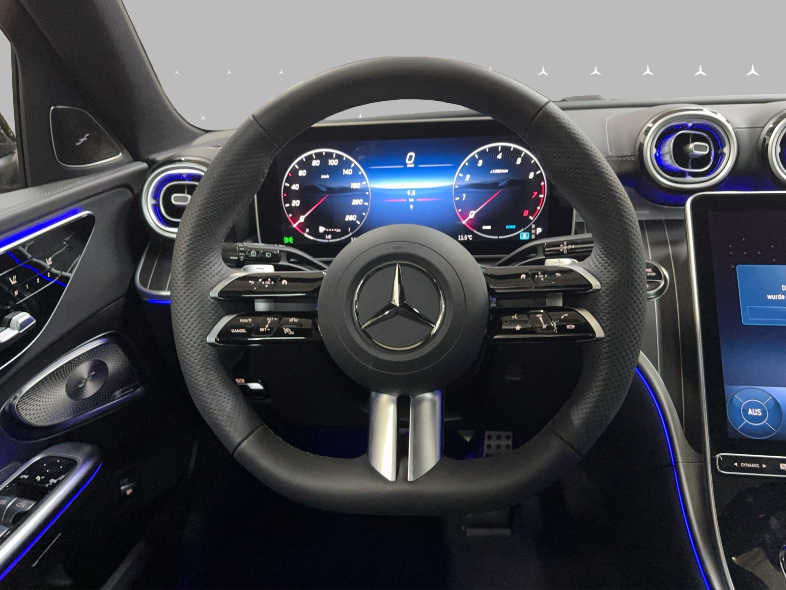 MERCEDES-BENZ C 300 T 4 Matic-image-11