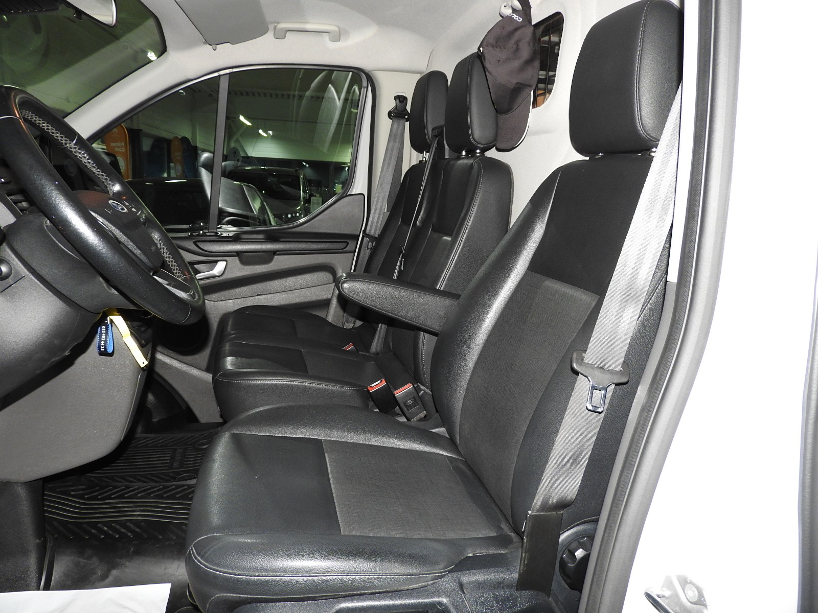 FORD Transit Custom Van 280 L1H1 TDCI-image-7