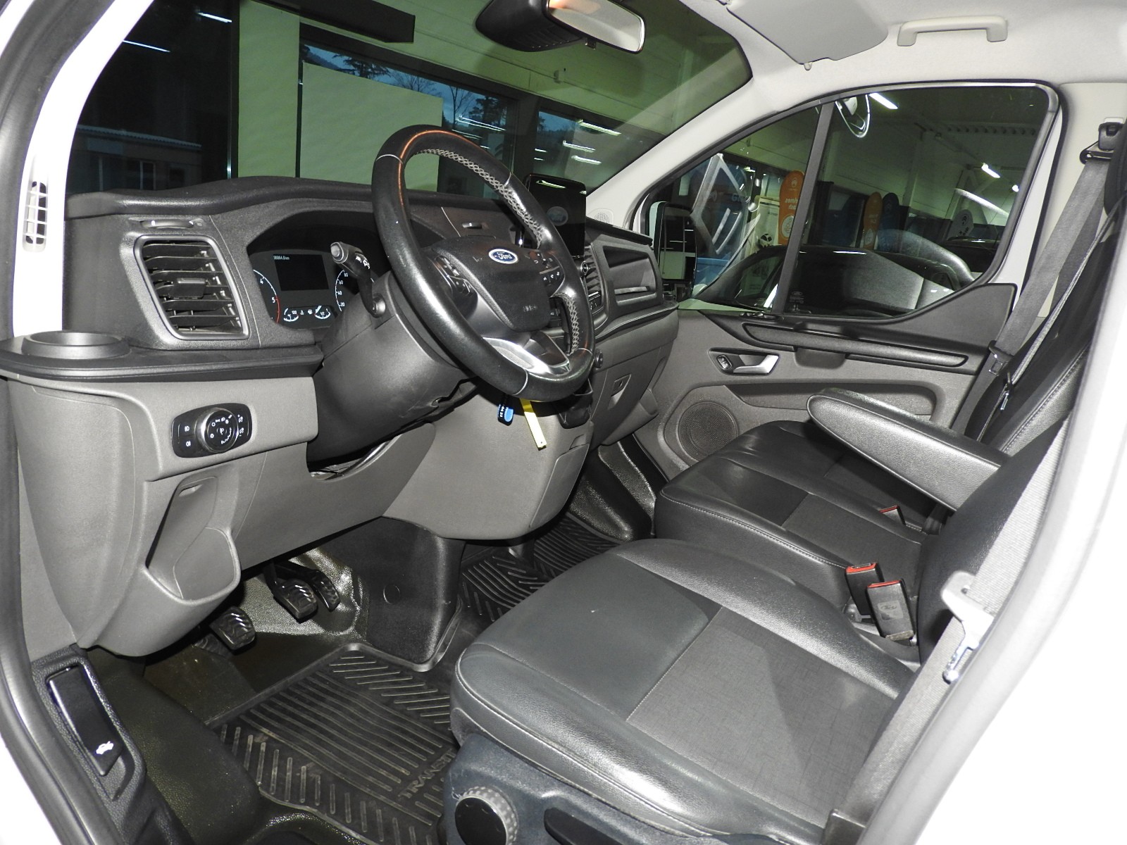 FORD Transit Custom Van 280 L1H1 TDCI-image-8