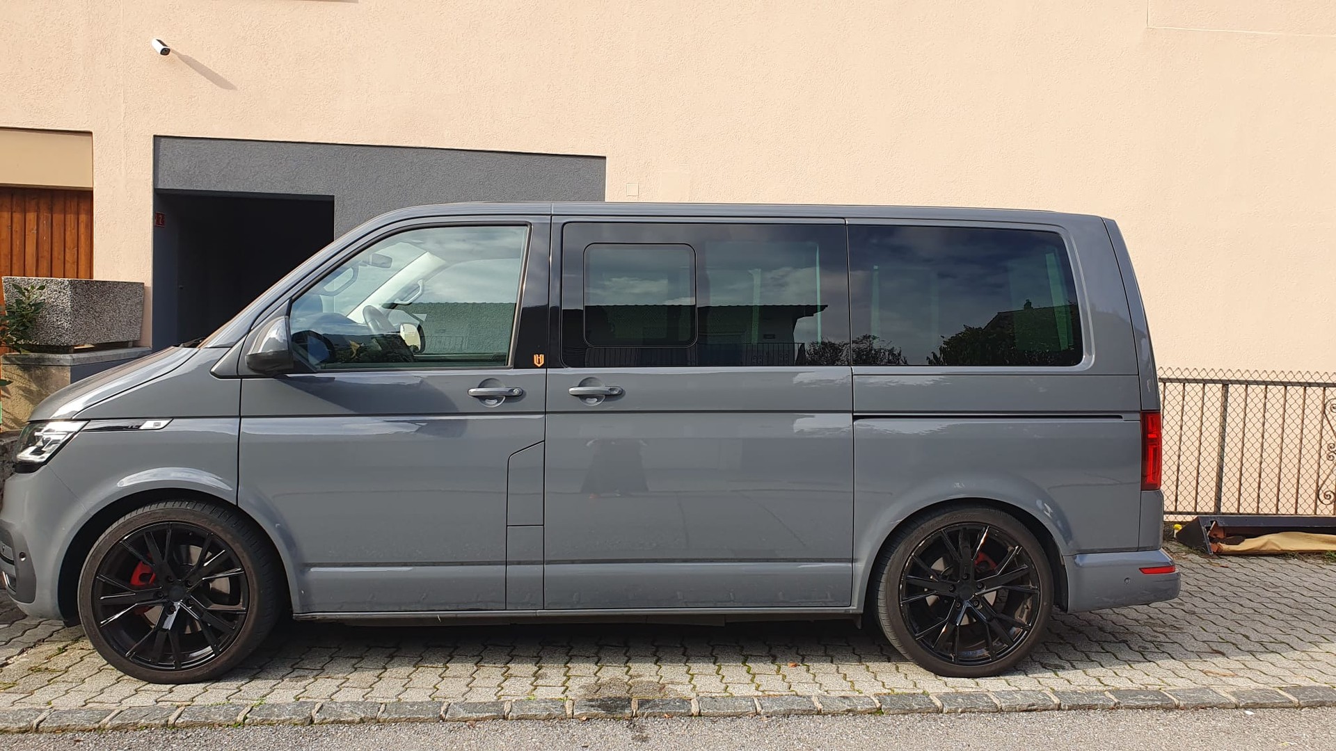 VW T6.1 Multivan 2.0 Bi-TDI Generation Six 4Motion DSG-image-0