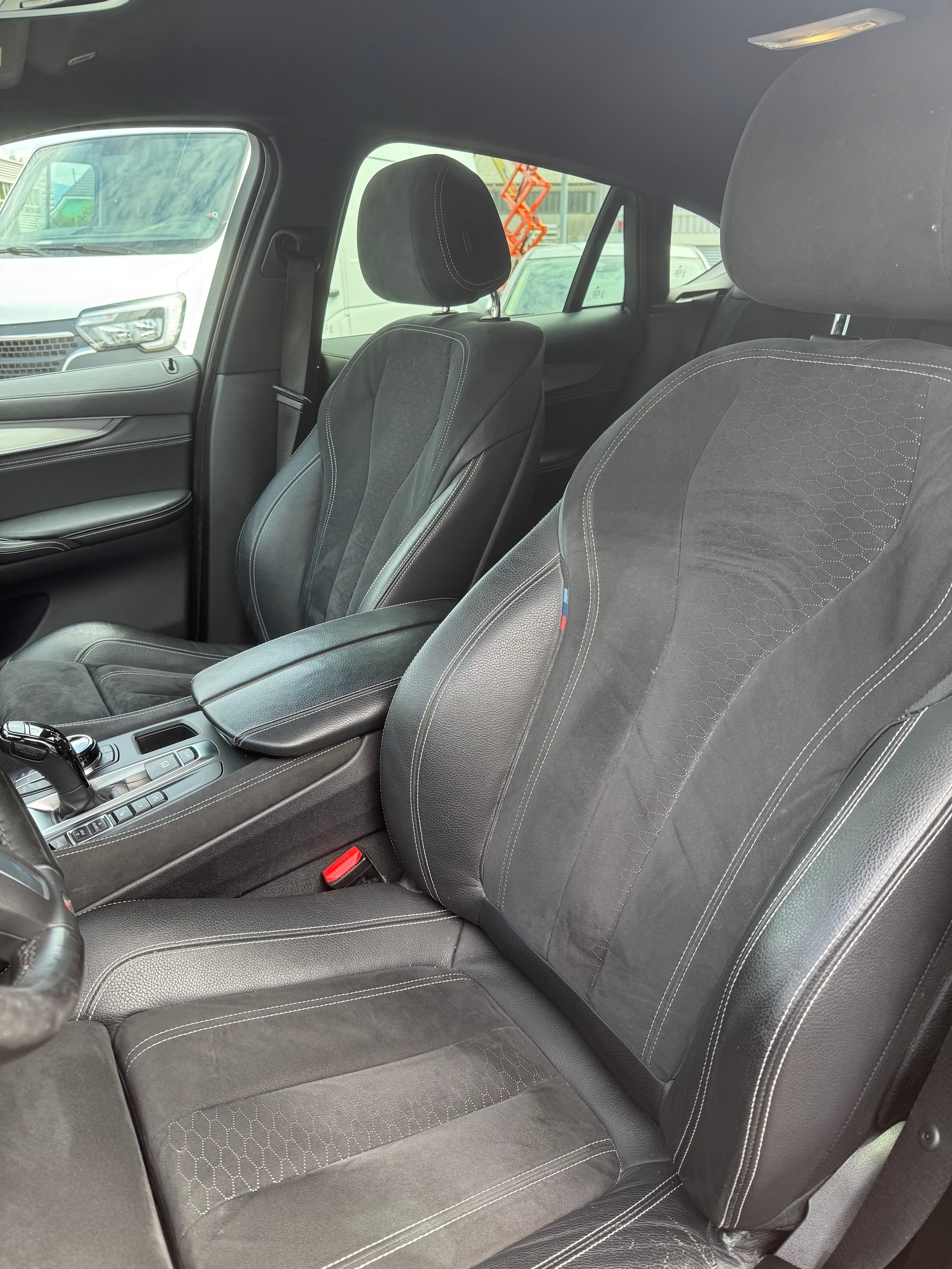 BMW X6 xDrive 30d Pure M Sport Steptronic-image-9