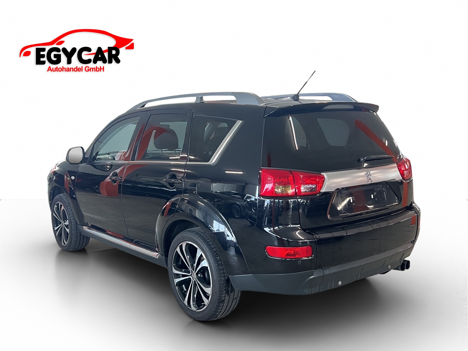 PEUGEOT 4007 2.2 HDi Platinum Edition-image-4