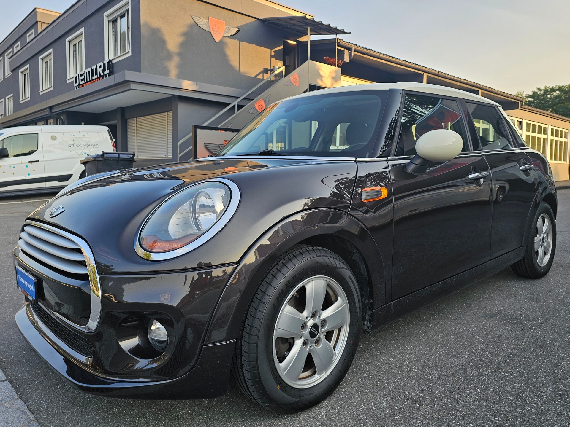 MINI Cooper-image-0