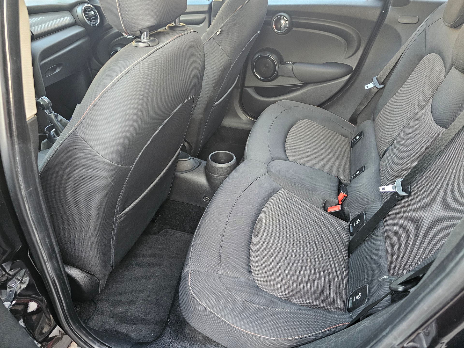 MINI Cooper-image-8
