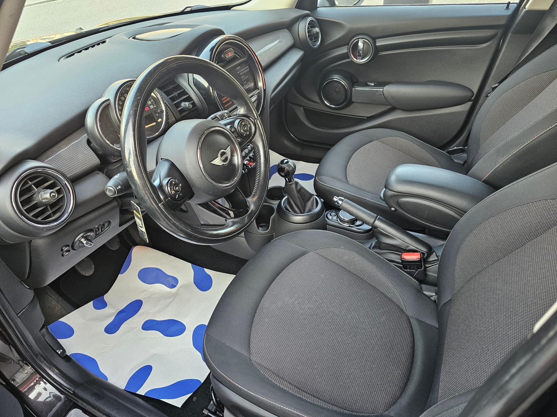 MINI Cooper-image-7