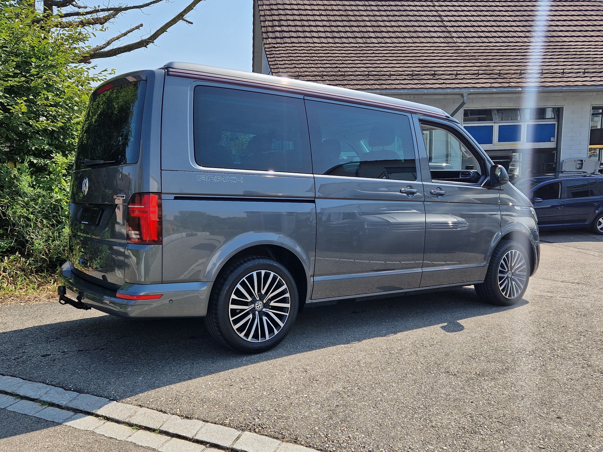 VW T6.1 California 2.0 Bi-TDI Beach 4Motion DSG-image-3
