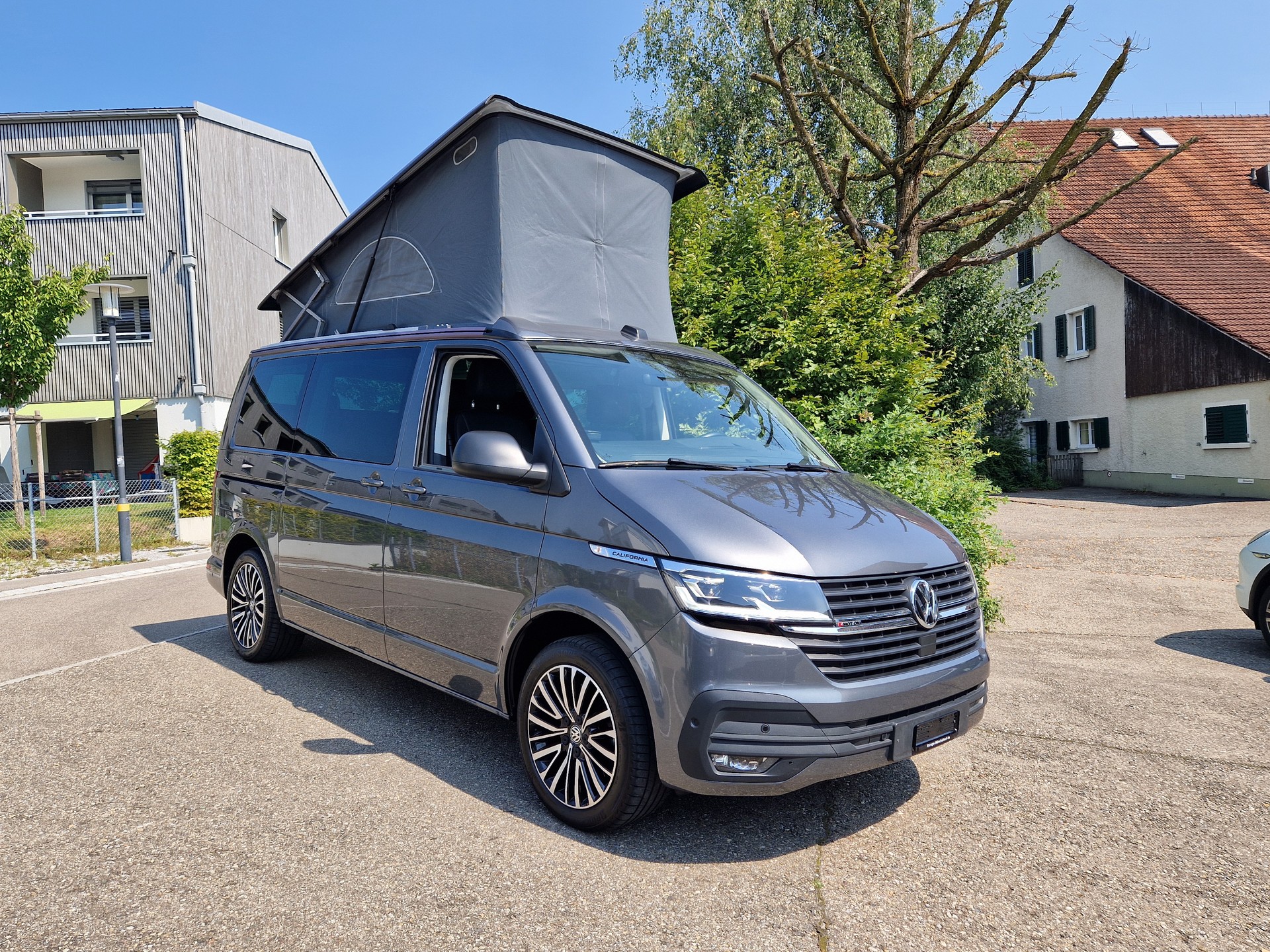 VW T6.1 California 2.0 Bi-TDI Beach 4Motion DSG-image-13