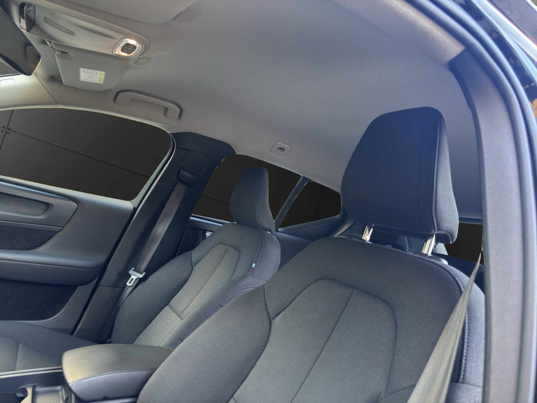 VOLVO XC40 D3 AWD Momentum-image-15