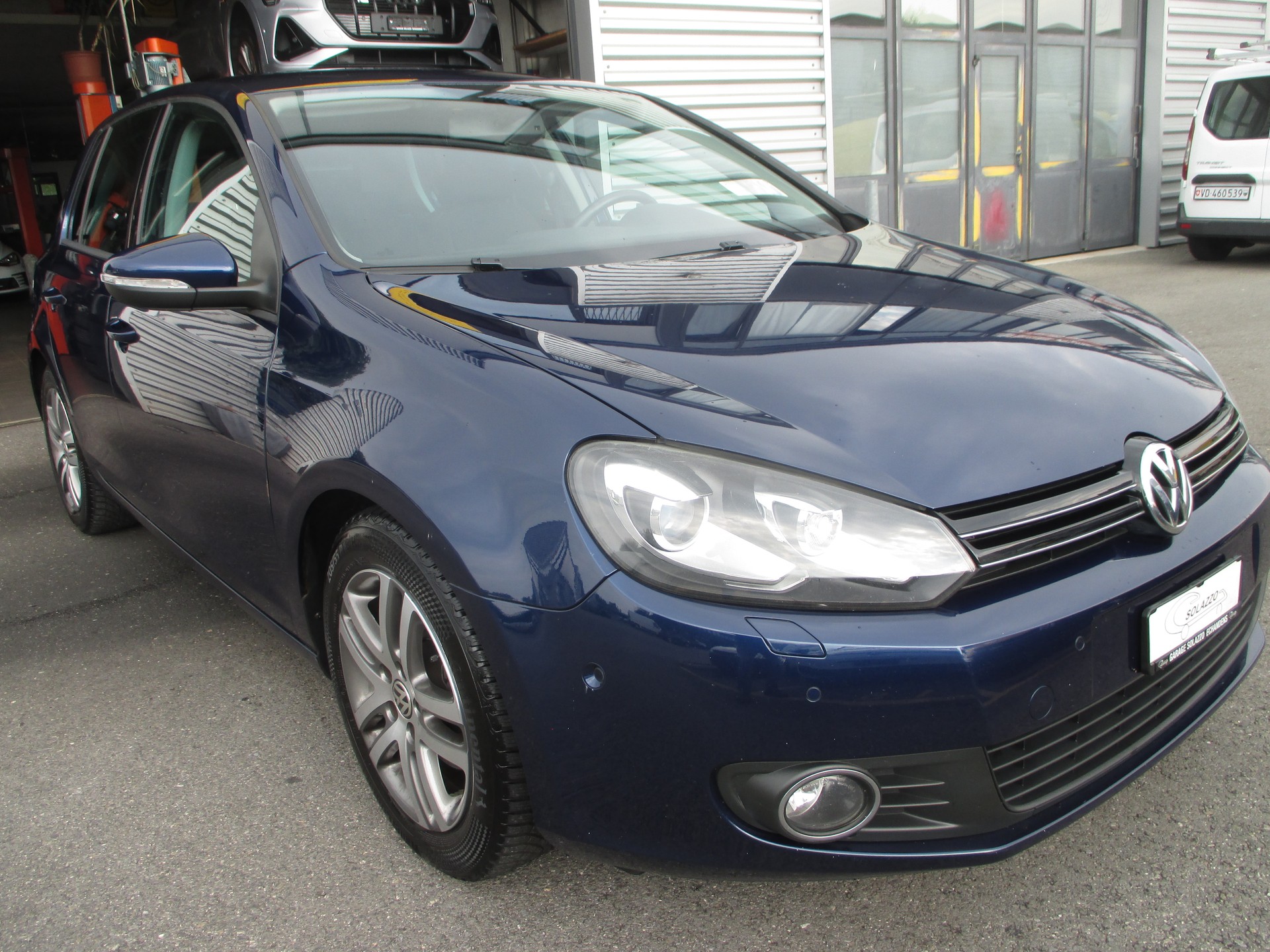 VW Golf 1.4 TSI Highline-image-1