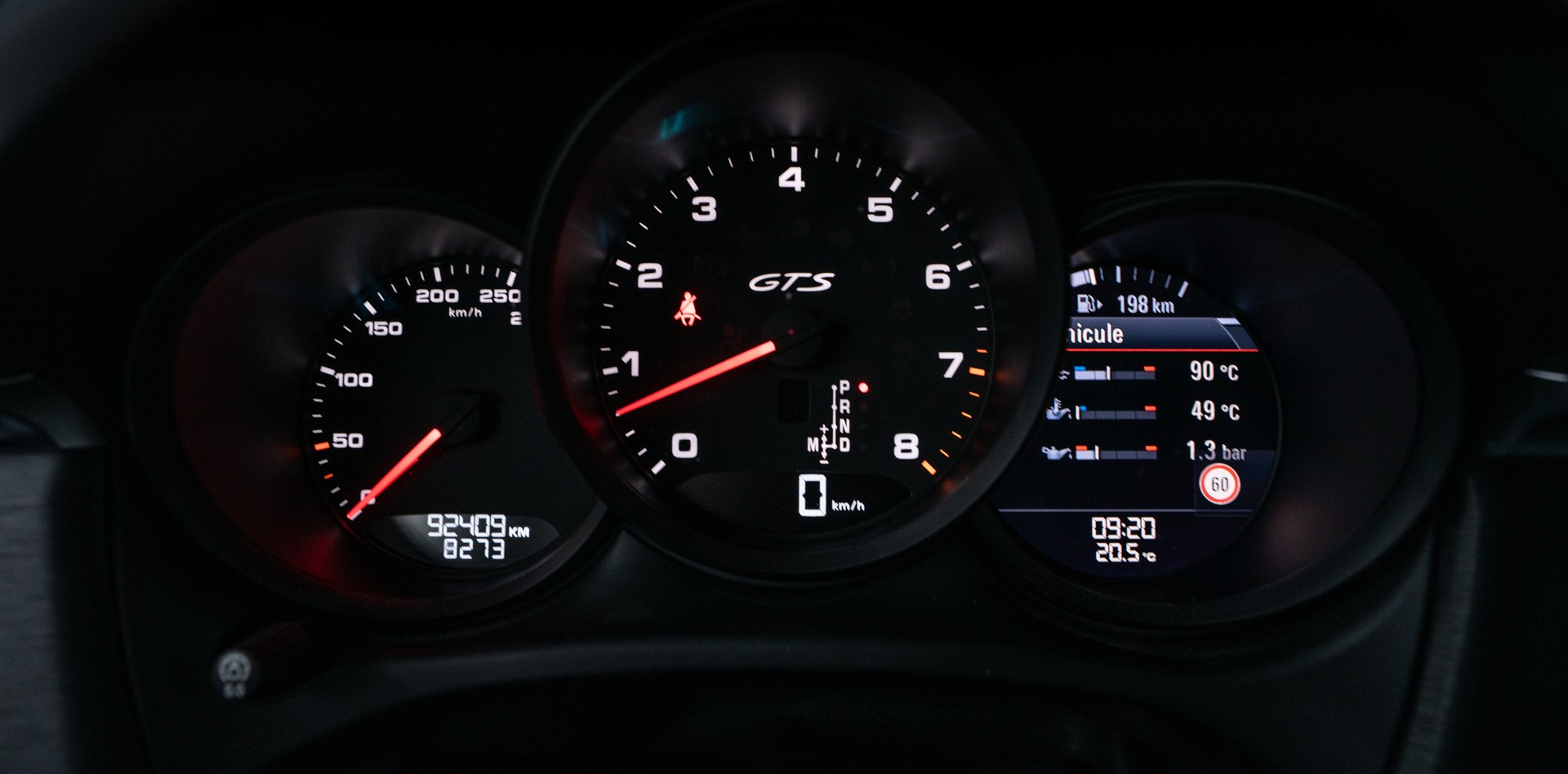 PORSCHE Macan GTS PDK-image-15