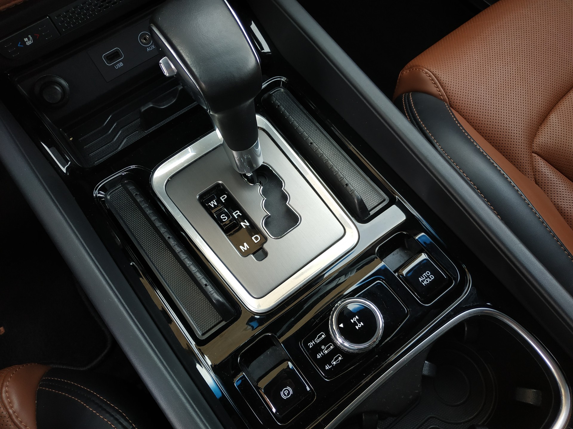 KGM-SsangYong Rexton RX220 e-XDi Sapphire 4WD-image-15