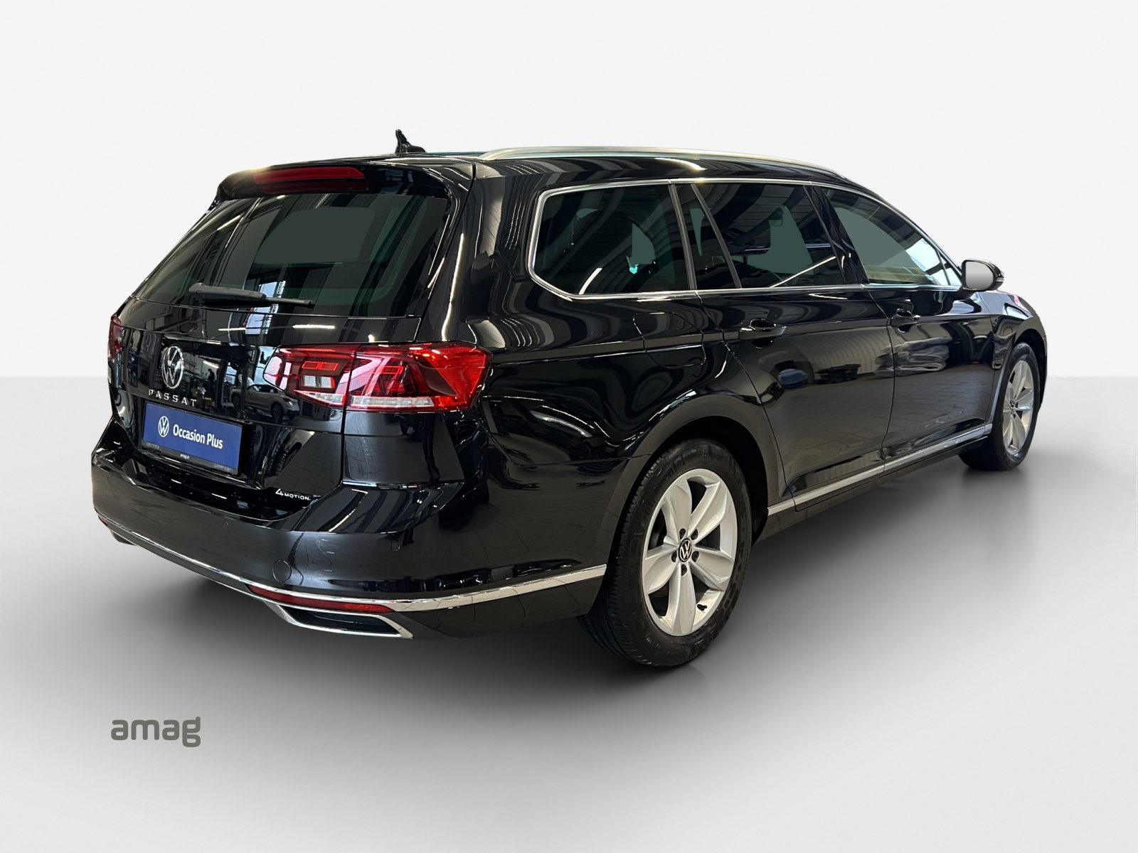 VW Passat 2.0 TDI BMT Elegance 4Motion DSG-image-5