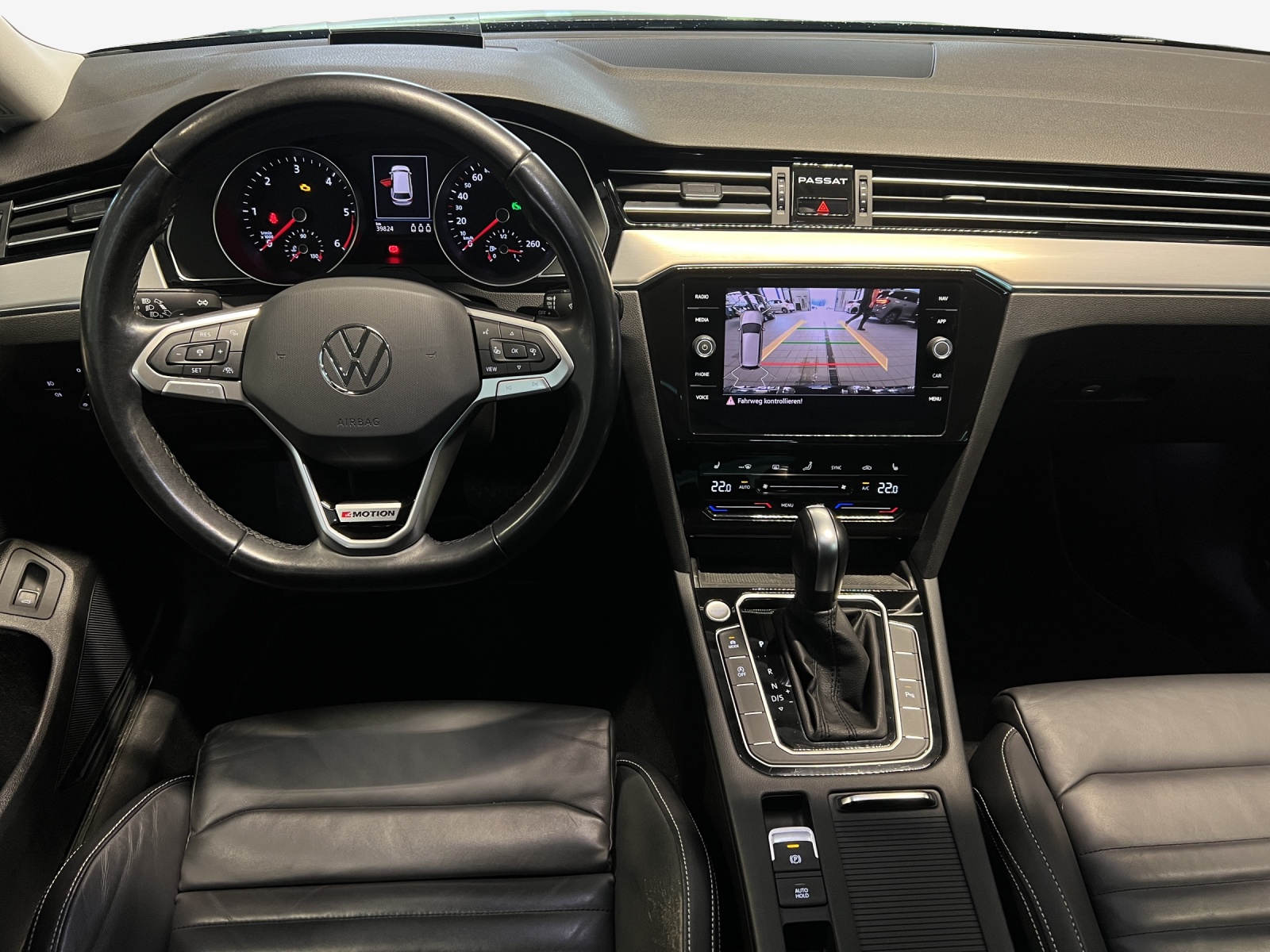 VW Passat 2.0 TDI BMT Elegance 4Motion DSG-image-10