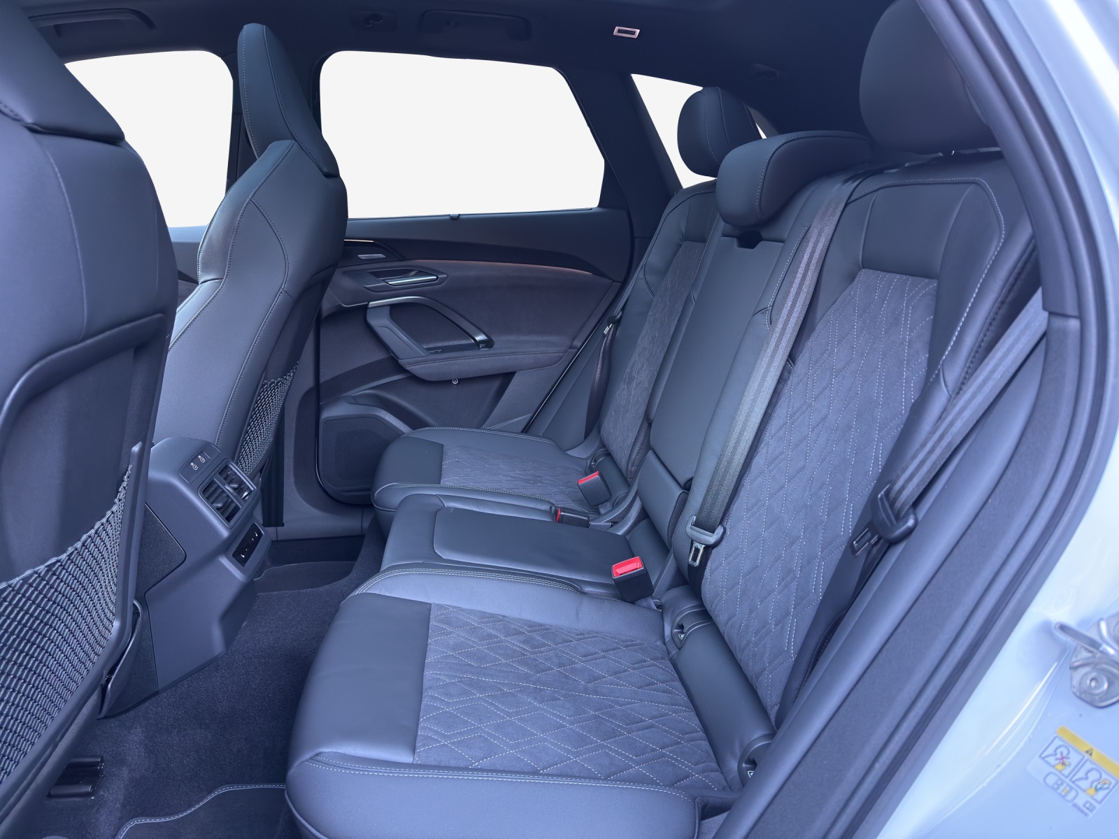 AUDI Q5 TDI quattro 150 kW S-tronic-image-11