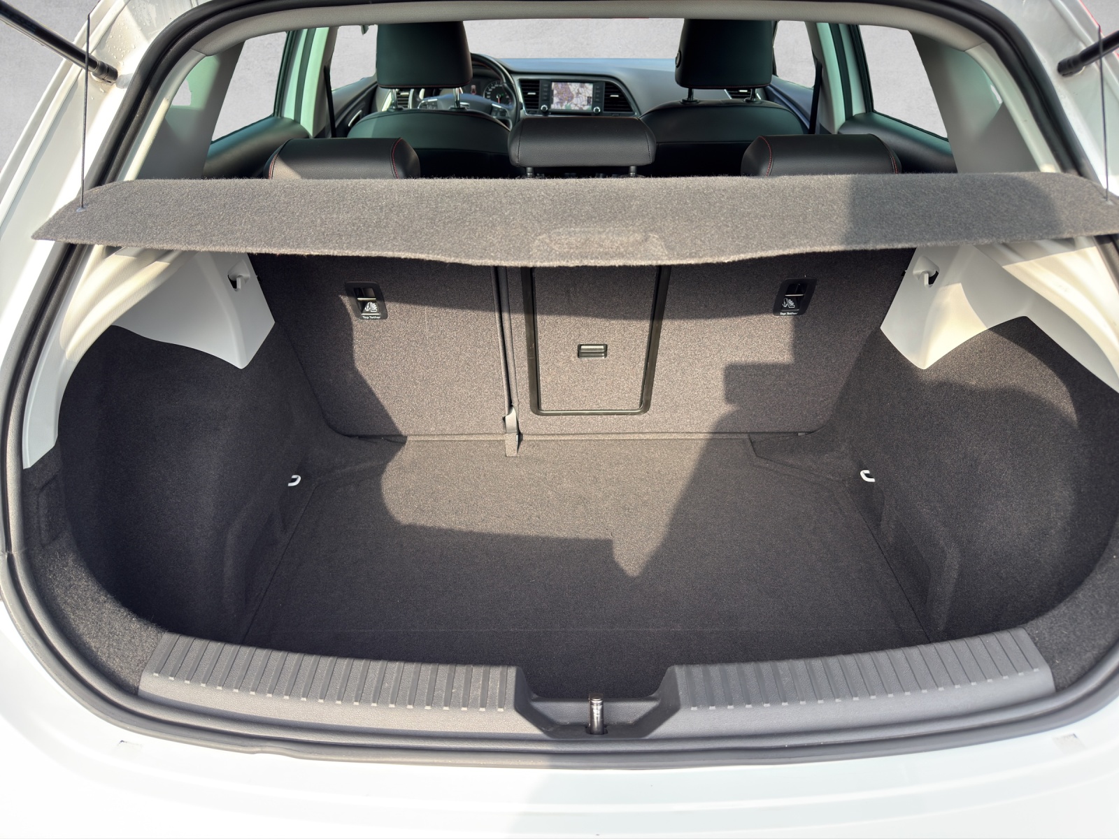 SEAT Leon 2.0 TDI FR Line DSG-image-19