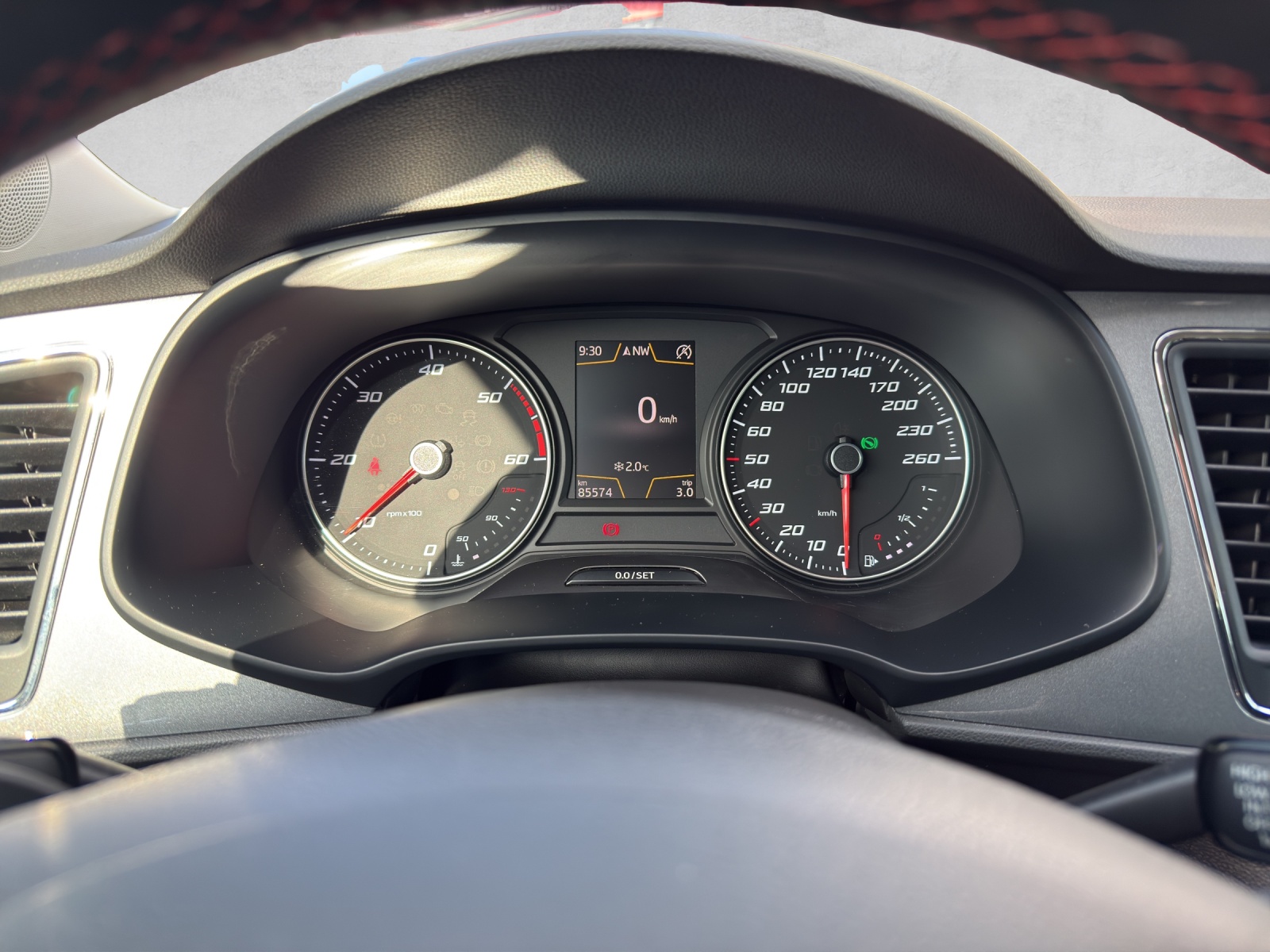SEAT Leon 2.0 TDI FR Line DSG-image-11