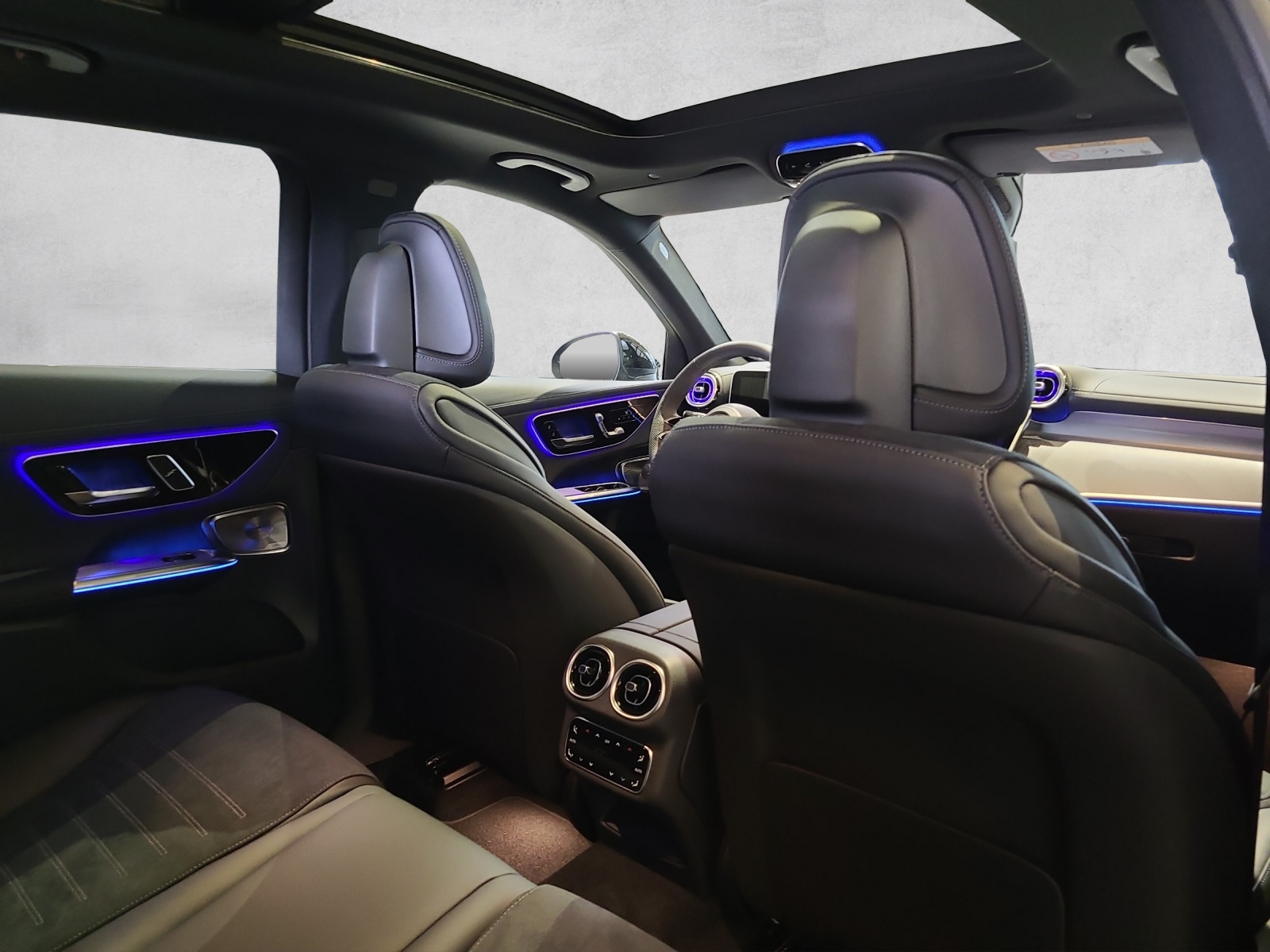 MERCEDES-BENZ GLC 400 e 4Matic 9G-Tronic-image-14