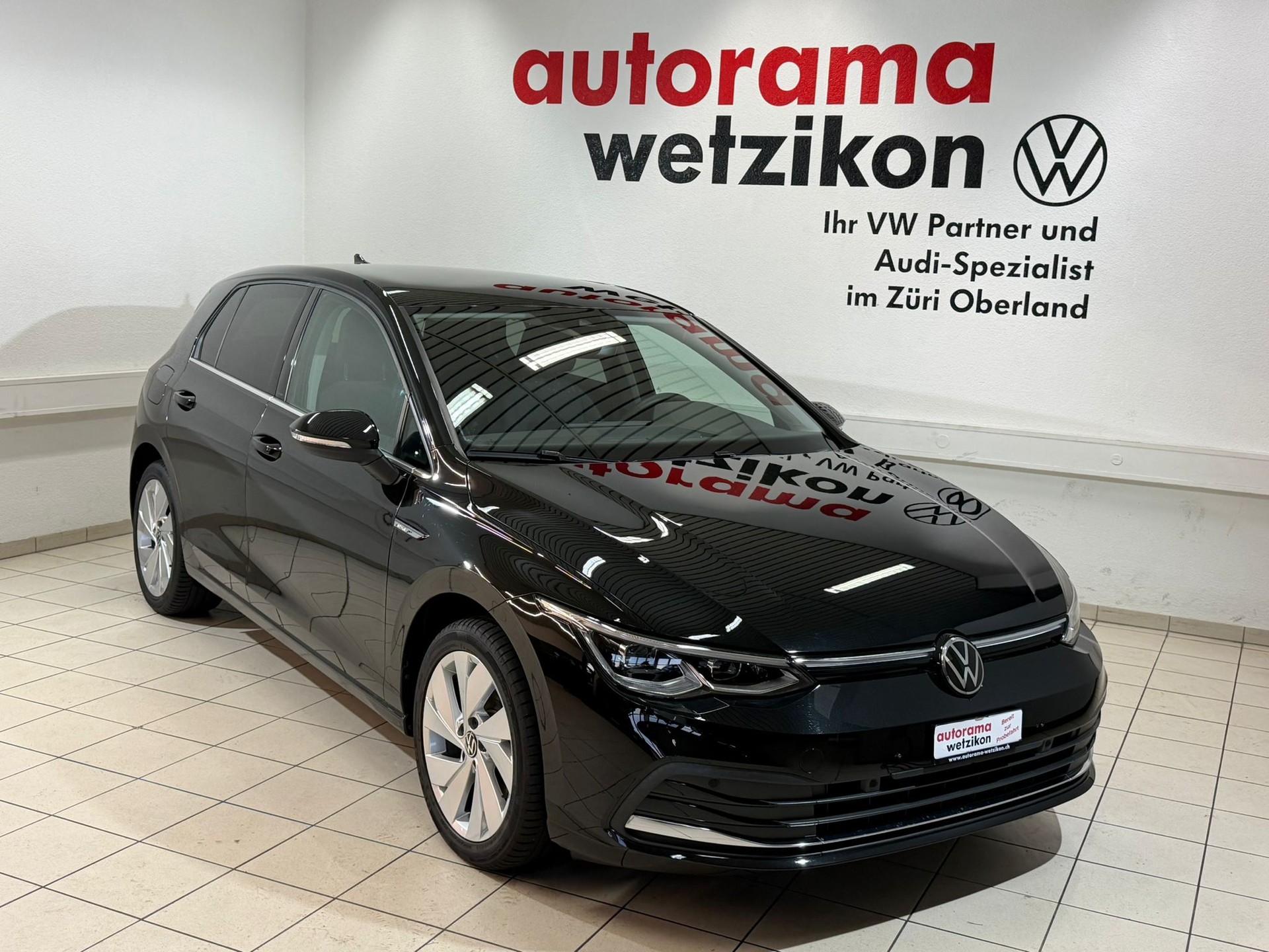 VW Golf 1.5 eTSI mHEV ACT Style DSG-image-1
