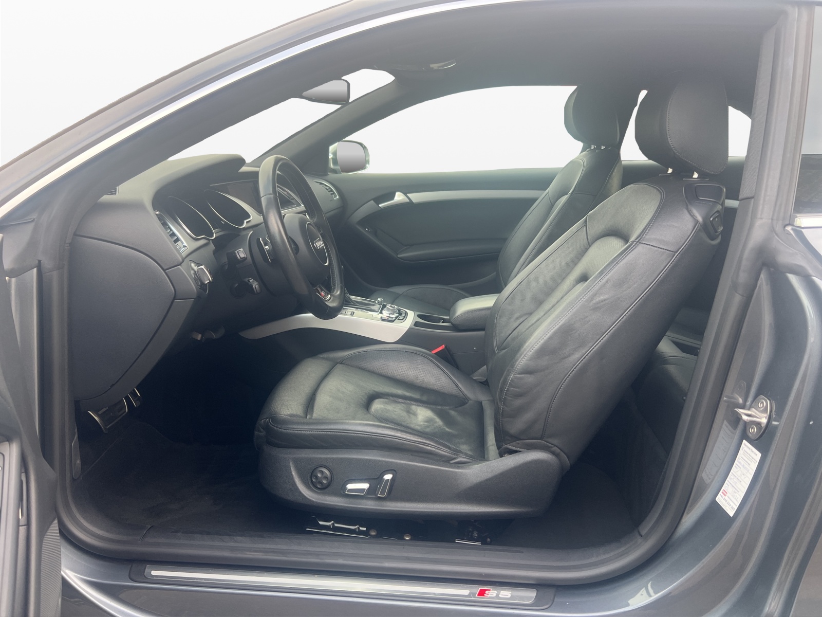 AUDI S5 Coupé 3.0 TFSI quattro S-tronic-image-8