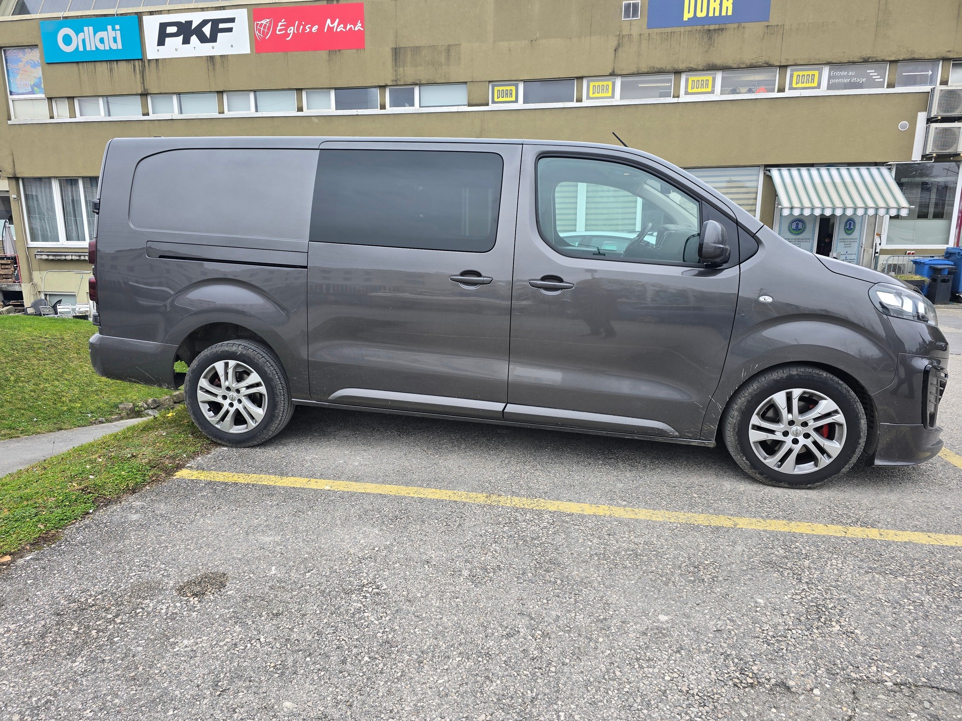 OPEL Vivaro Cargo 2.0 CDTI Enjoy s/s DK fix L EN Aut.-image-2