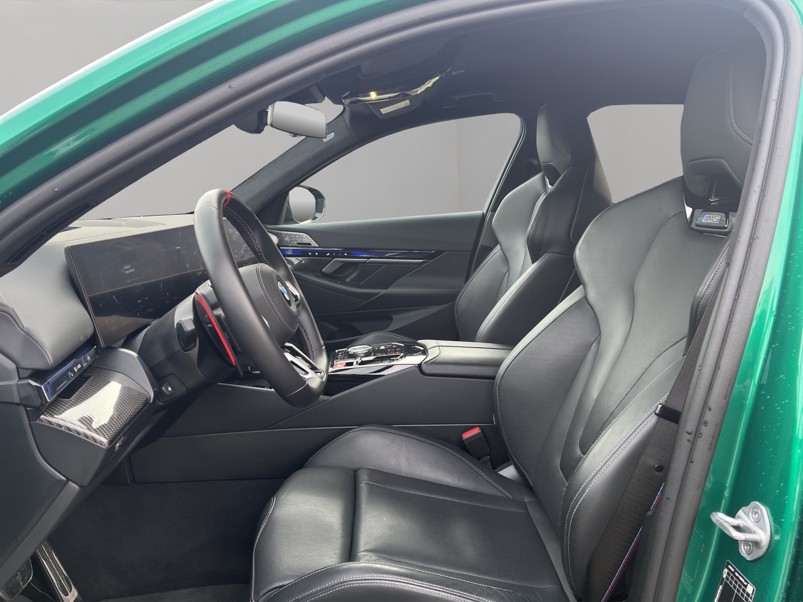 BMW M5 xDrive-image-11