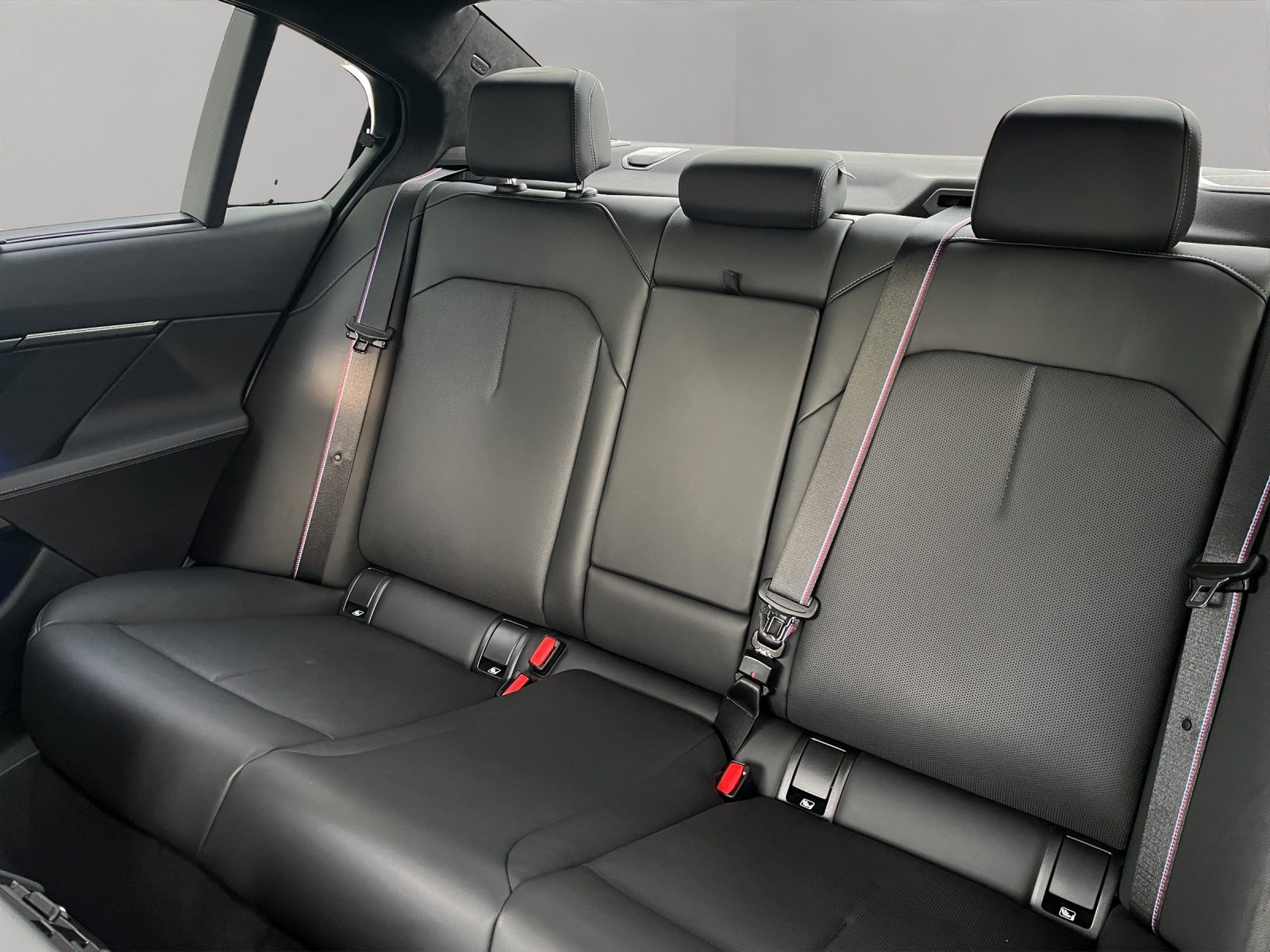 BMW M5 xDrive-image-21