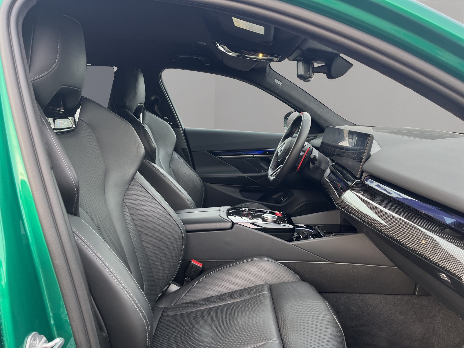 BMW M5 xDrive-image-12