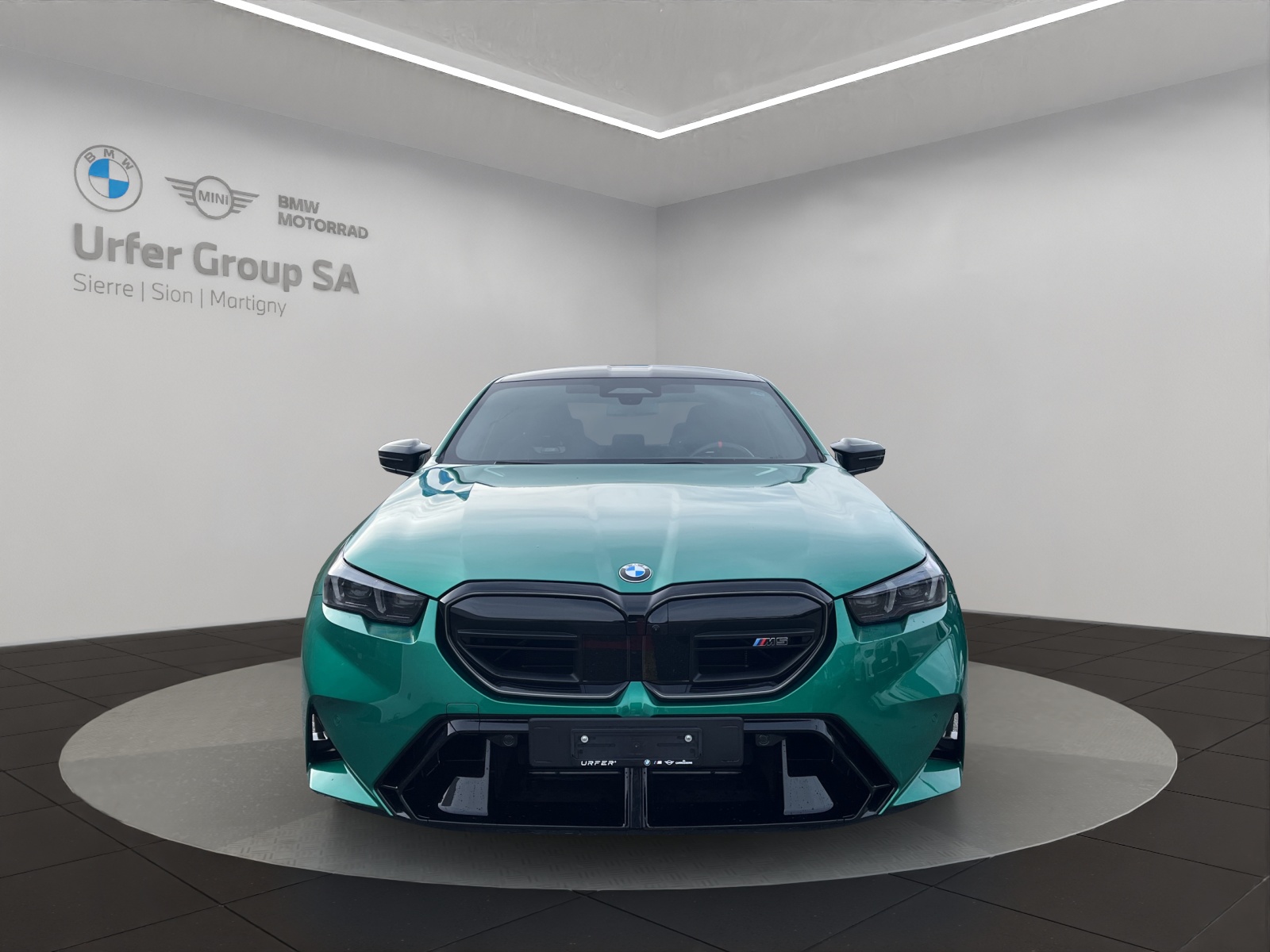 BMW M5 xDrive-image-9