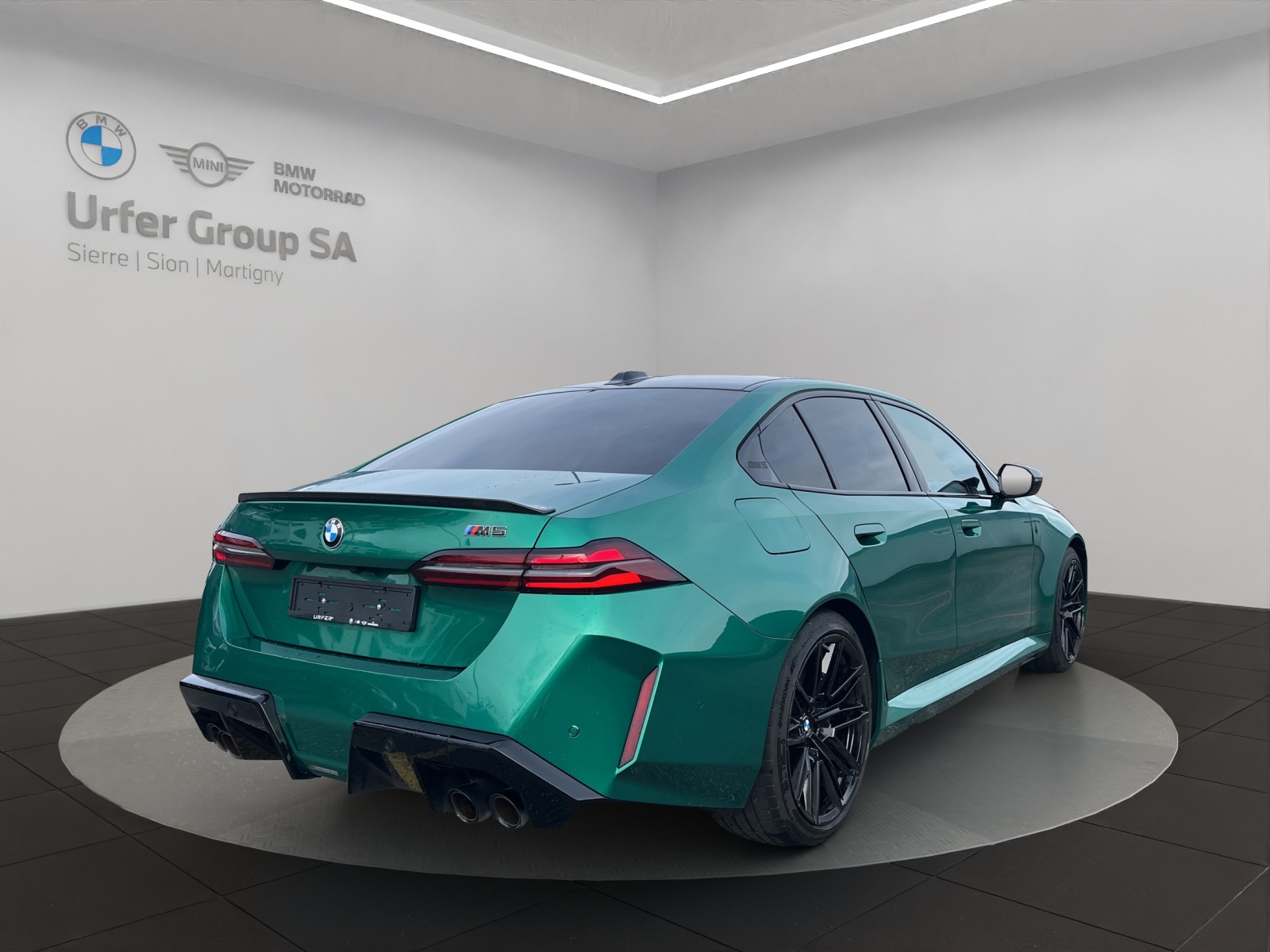 BMW M5 xDrive-image-7