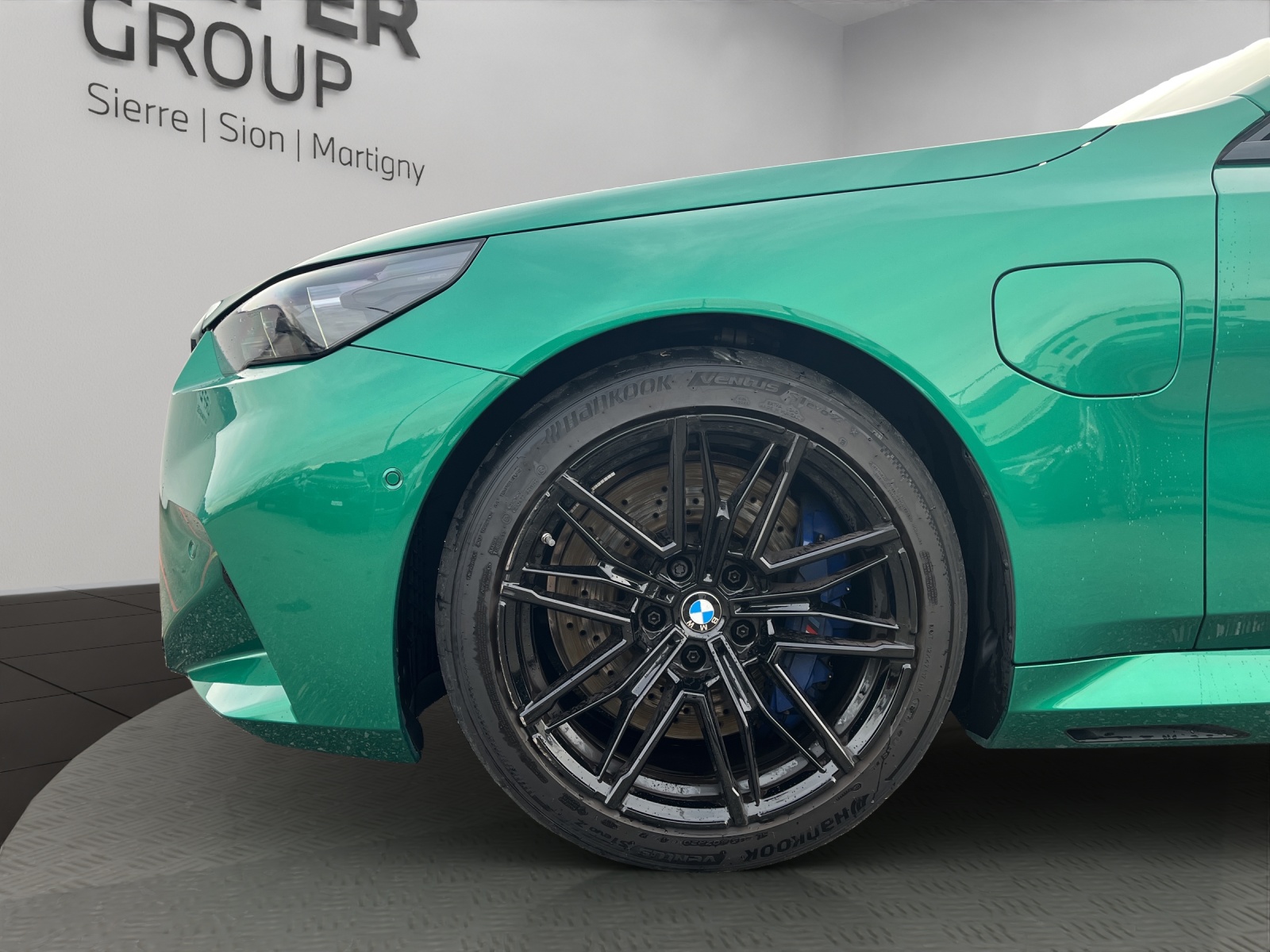 BMW M5 xDrive-image-10
