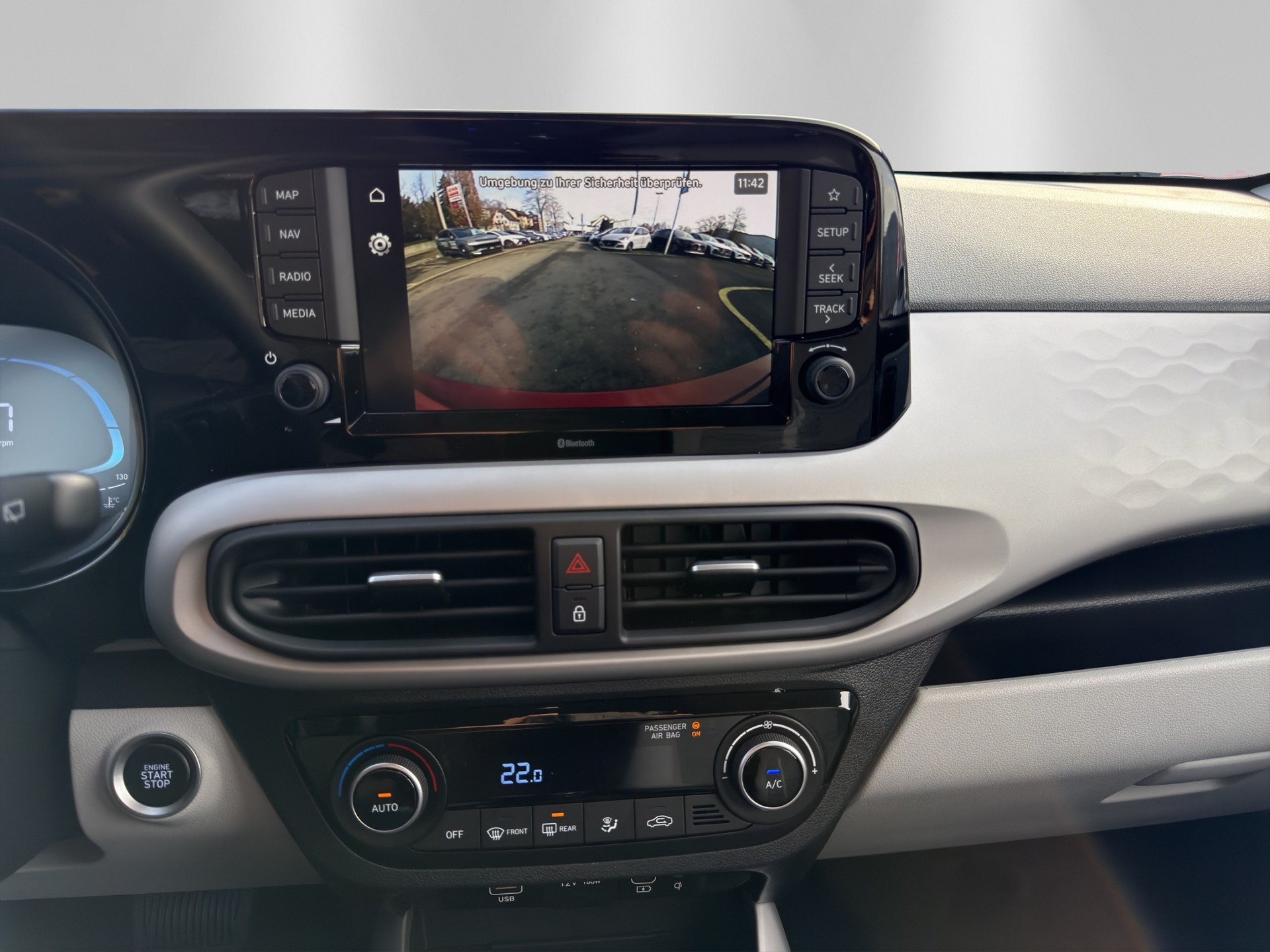 HYUNDAI i10 1.2 Vertex Aut.-image-17