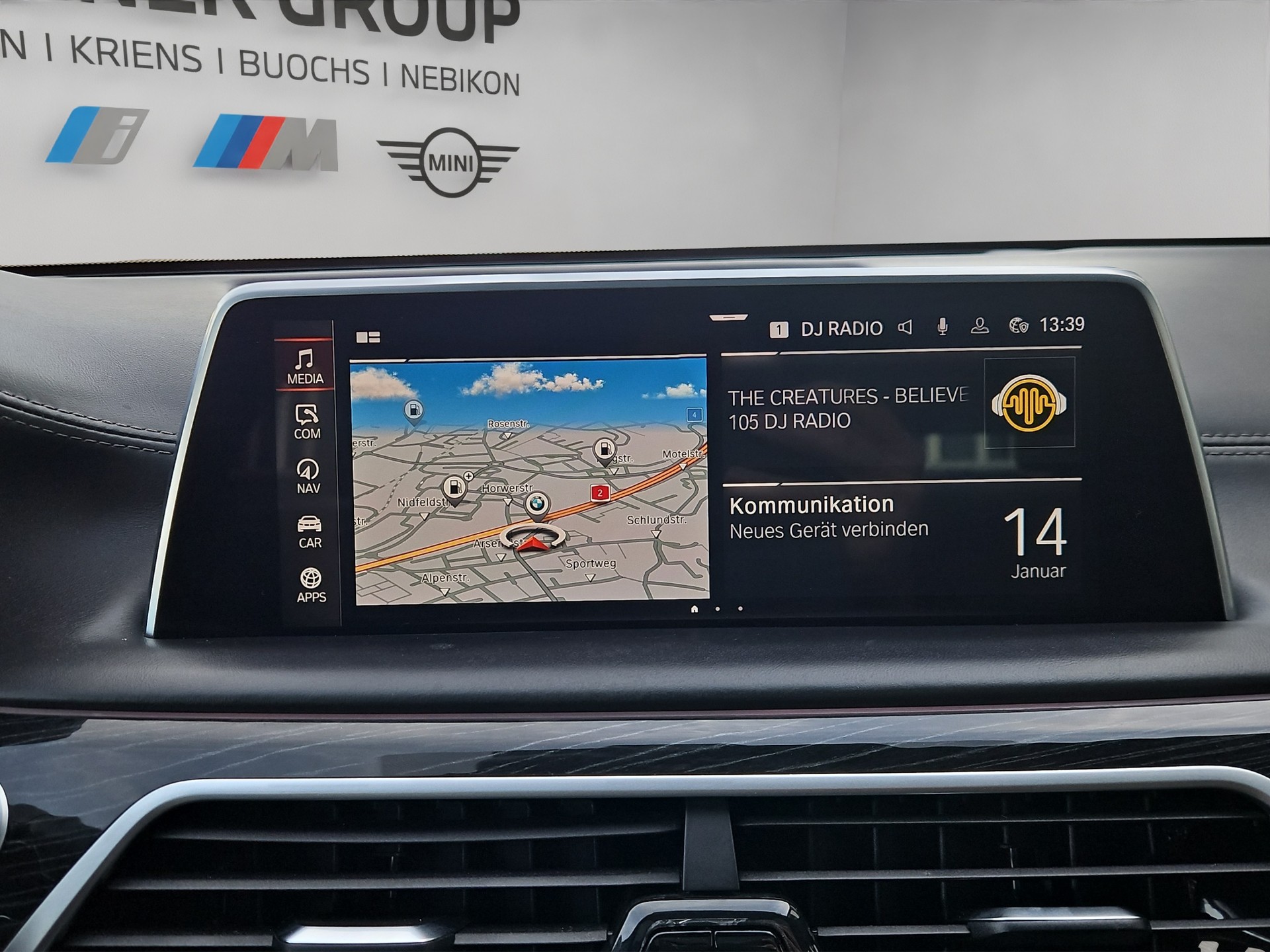 BMW 750i xDrive Steptronic-image-16