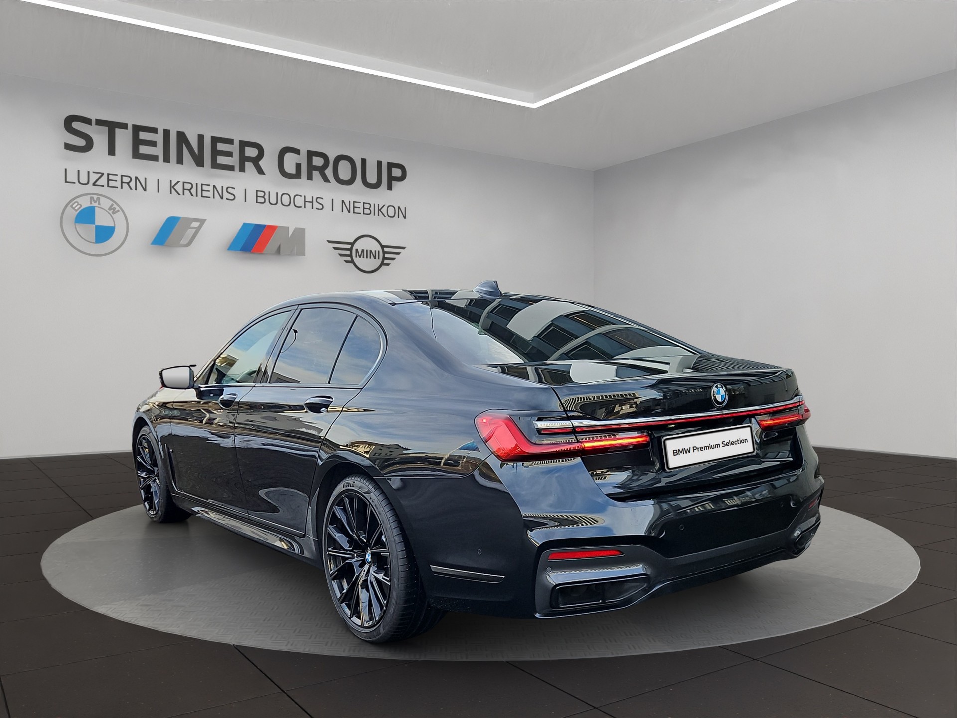 BMW 750i xDrive Steptronic-image-6