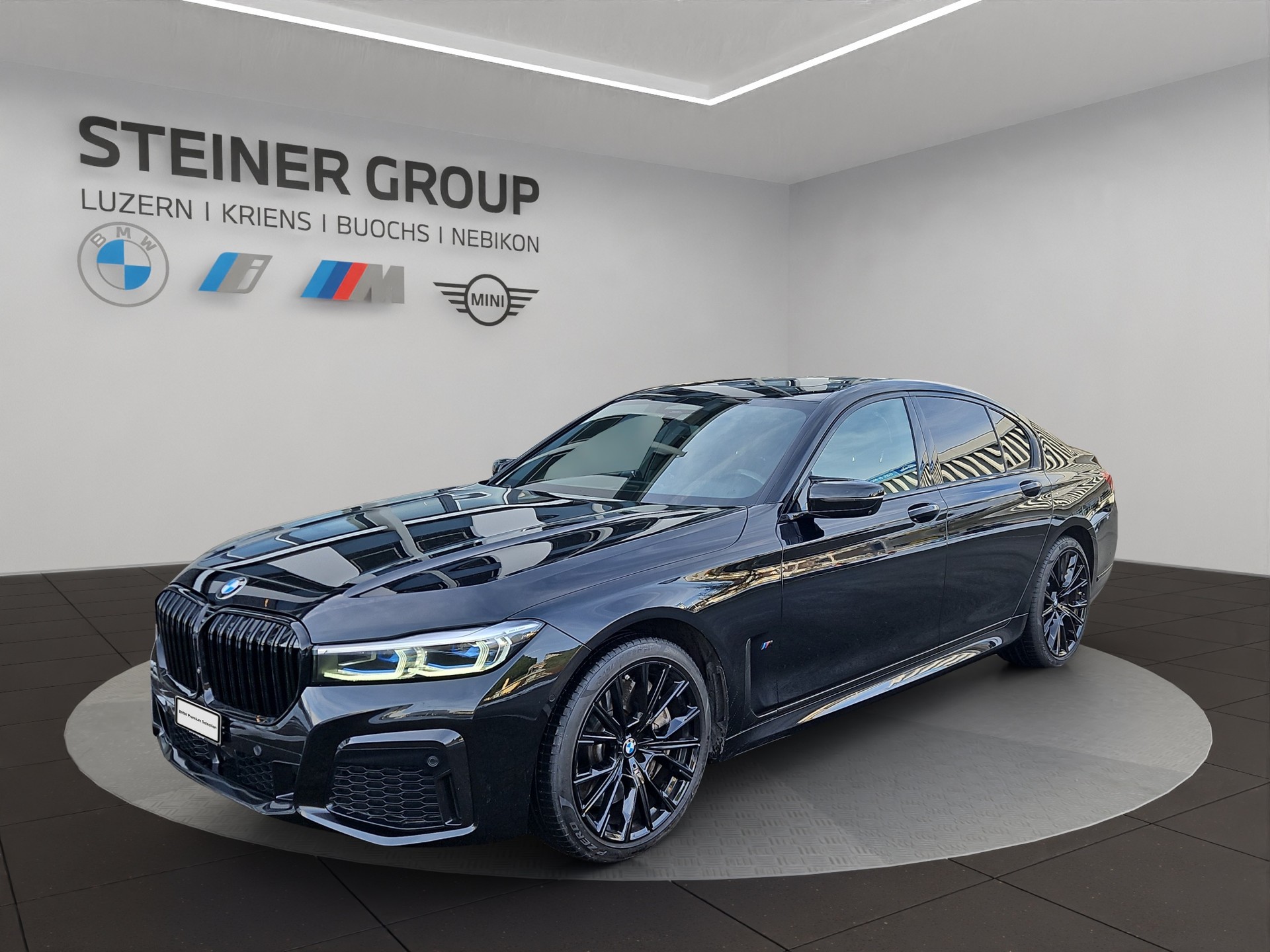 BMW 750i xDrive Steptronic-image-0