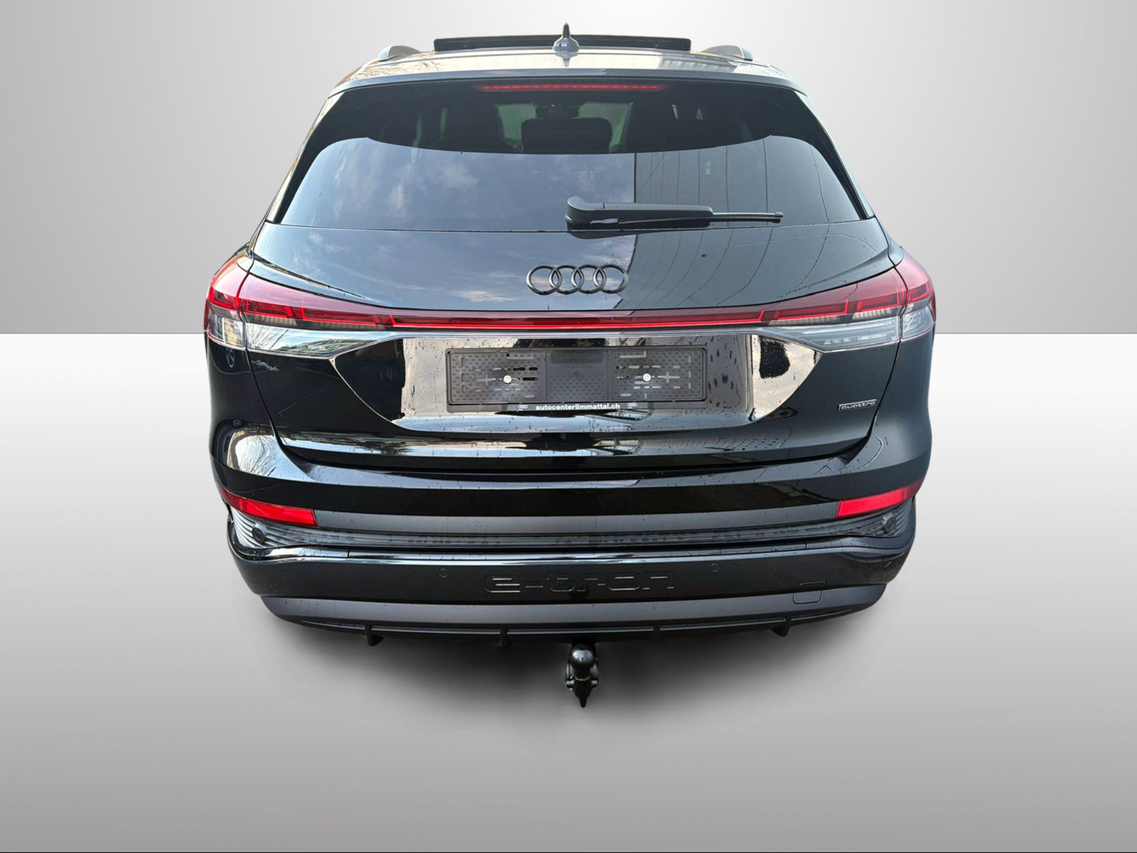 AUDI Q4 e-tron 45 Edition Swiss Ski quattro-image-15