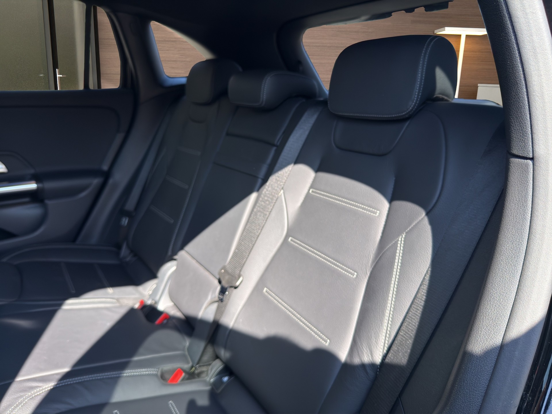 MERCEDES-BENZ GLA 35 AMG 4Matic 8G-Speedshift DCT-image-10