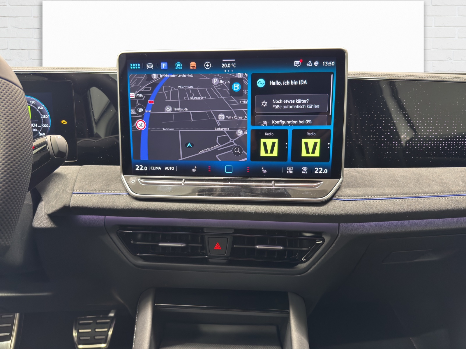 VW Tiguan 2.0 TSI R-Line DSG 4motion-image-8