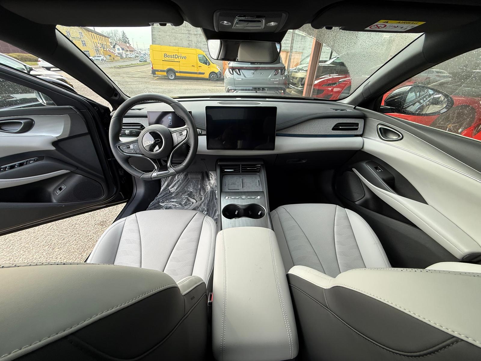 BYD SEAL 6 DM-i Comfort Hatchback-image-8