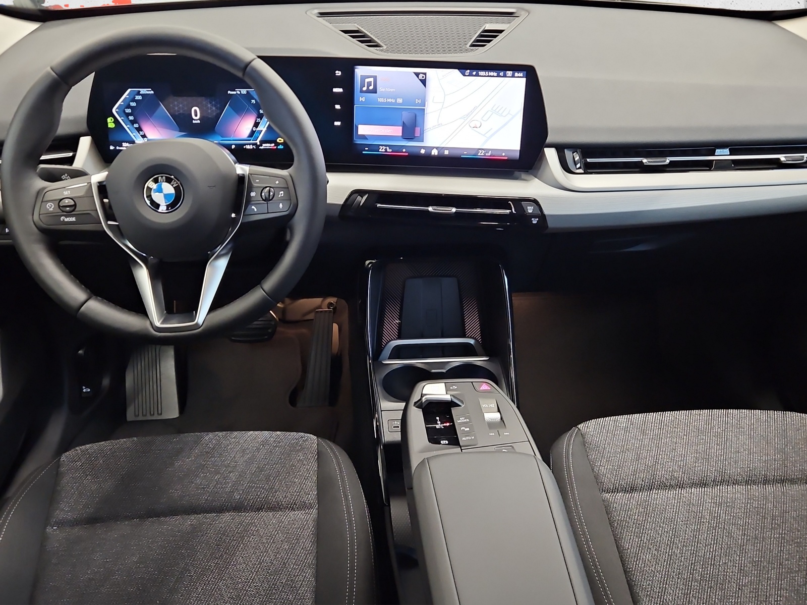 BMW X1 sDrive 18i-image-13