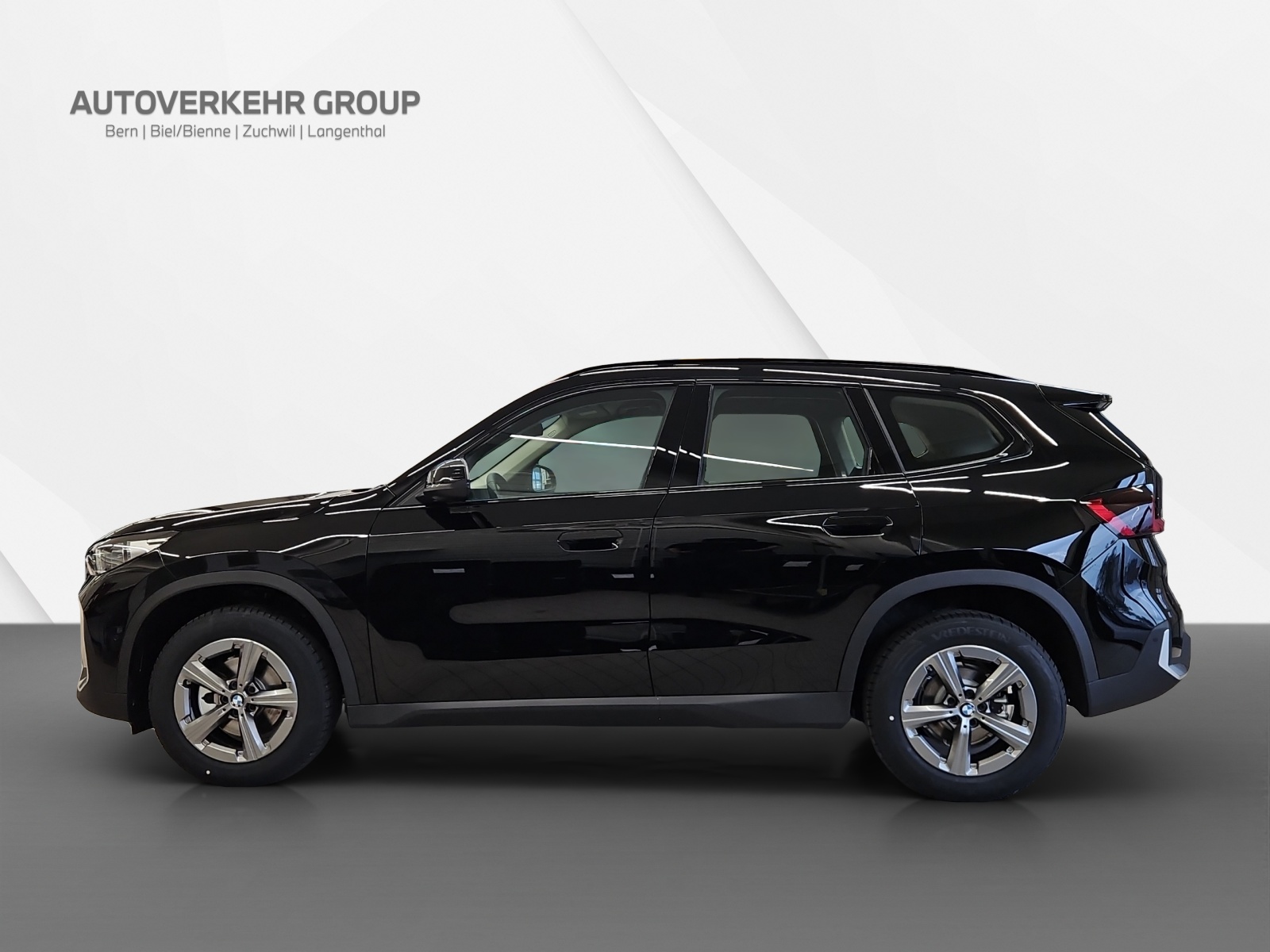 BMW X1 sDrive 18i-image-2