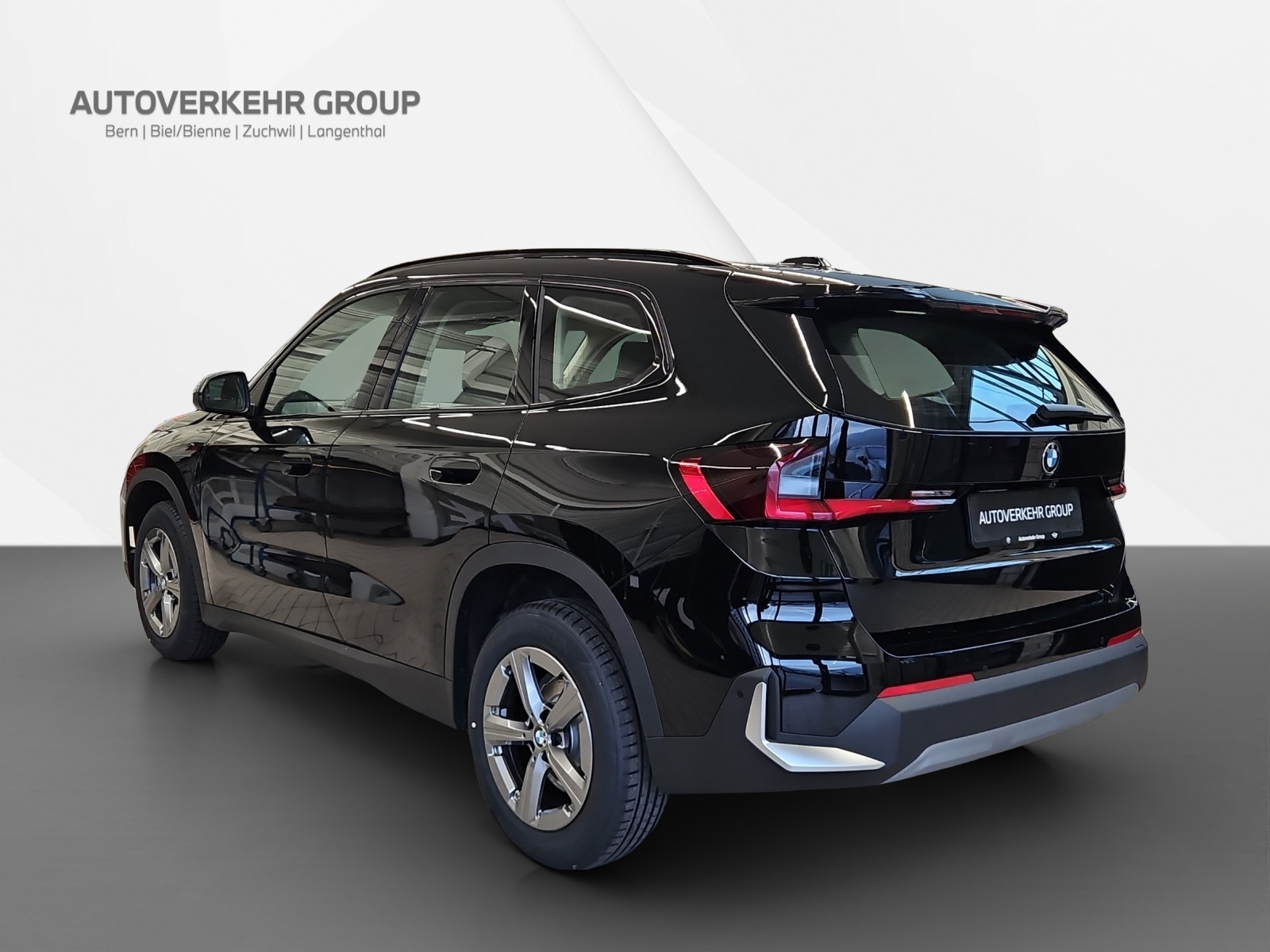 BMW X1 sDrive 18i-image-3