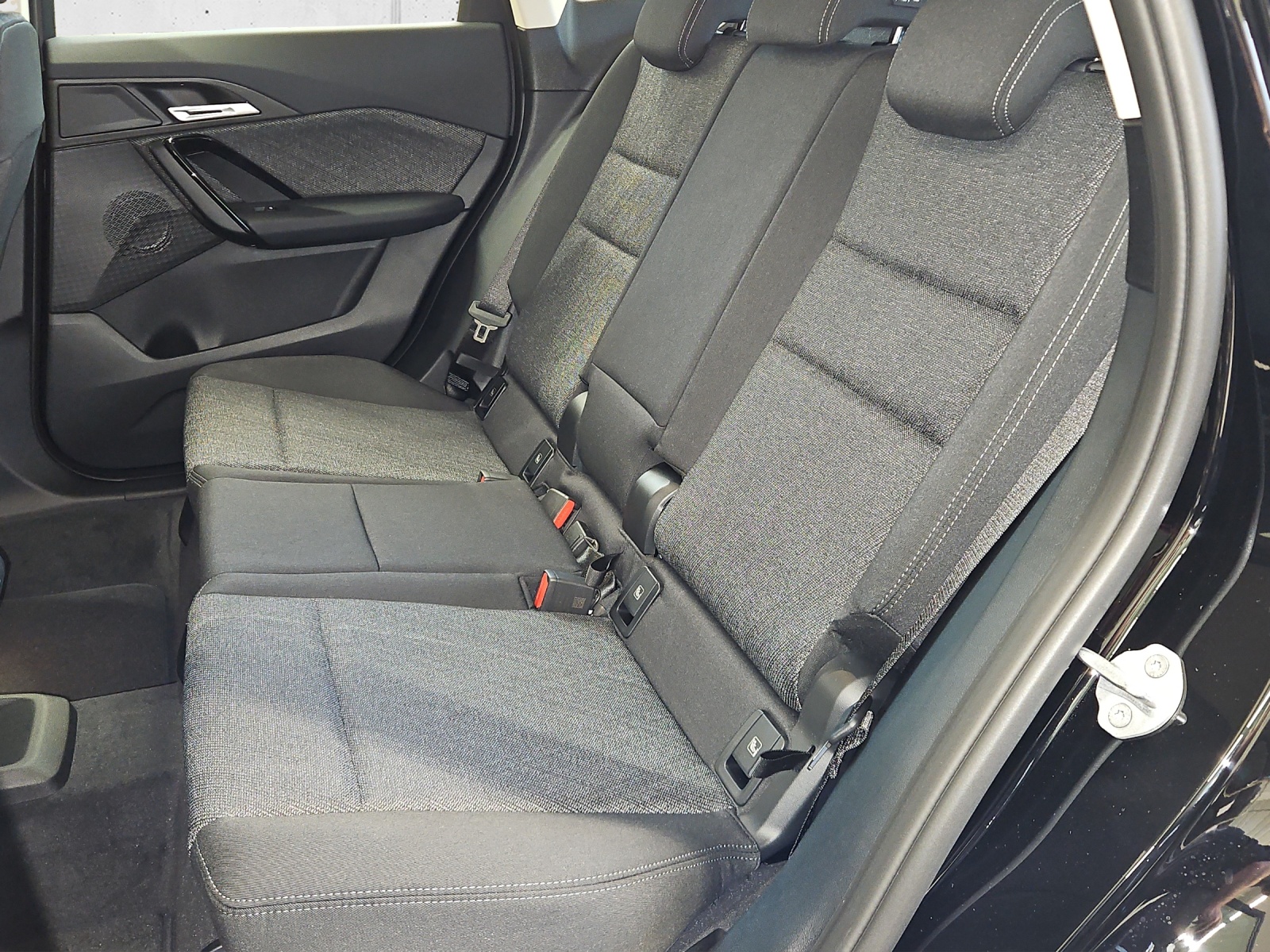 BMW X1 sDrive 18i-image-10