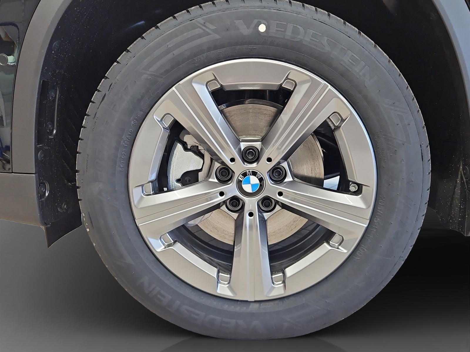 BMW X1 sDrive 18i-image-8